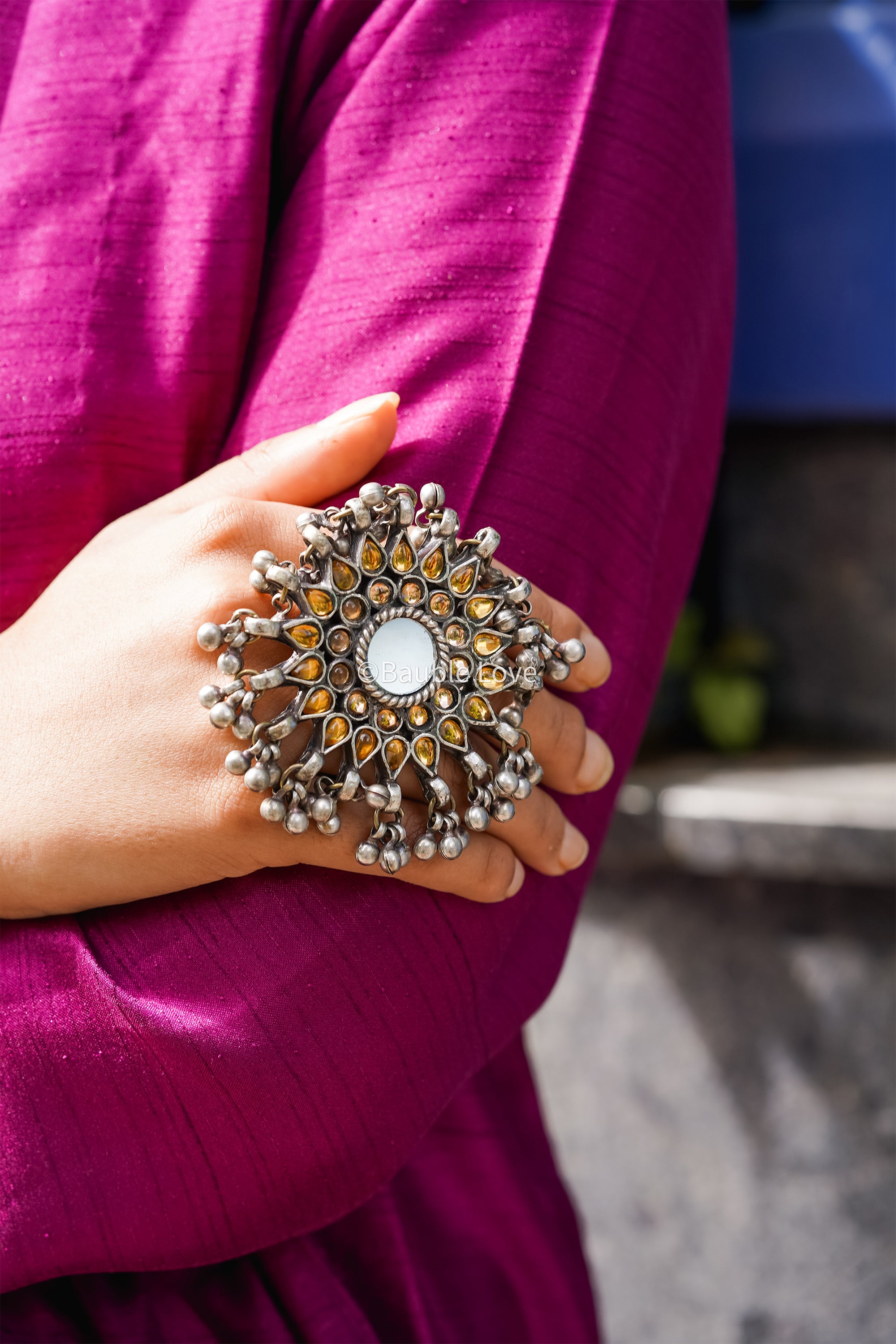 Neve Glass Ring