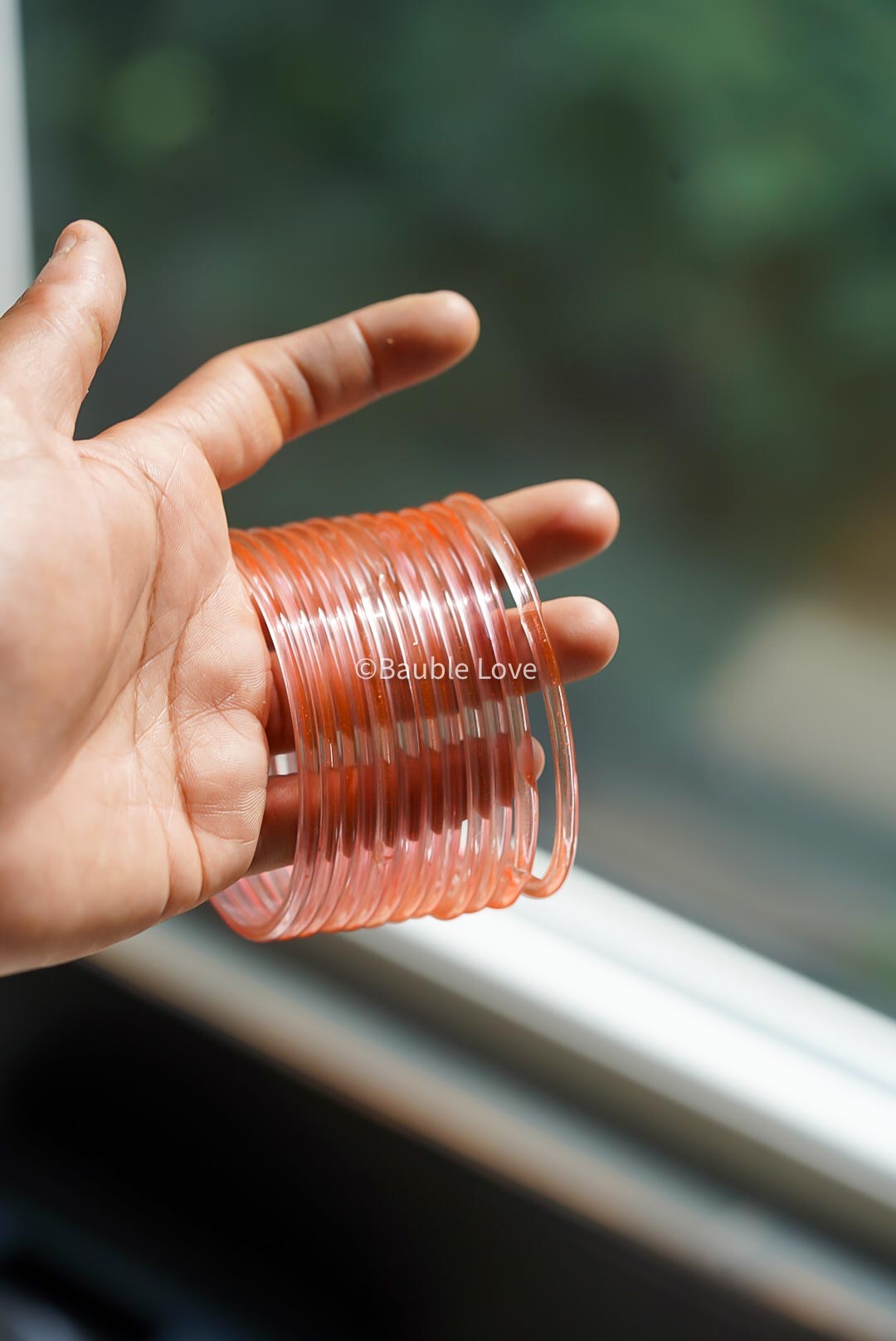 πΏππππ‘ππ πΈπππ‘πππ - Antra Glass Bangle (Set of 12)