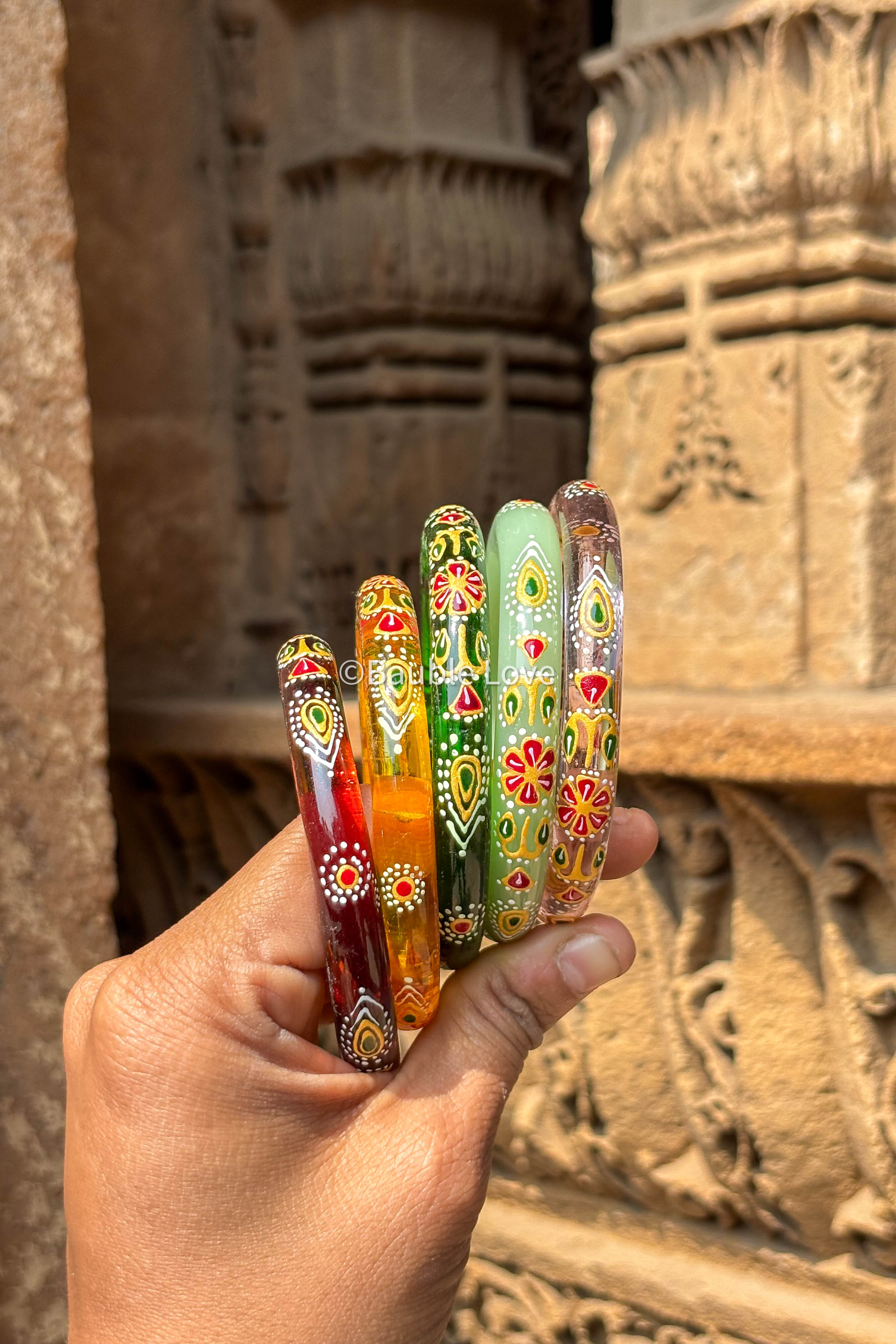 Naavya Hand painted Glass Bangle