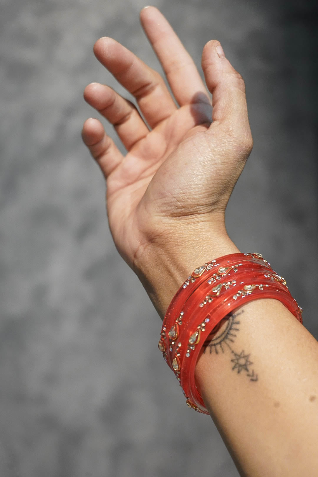 Nindya Glass Bangle (Set of 4)