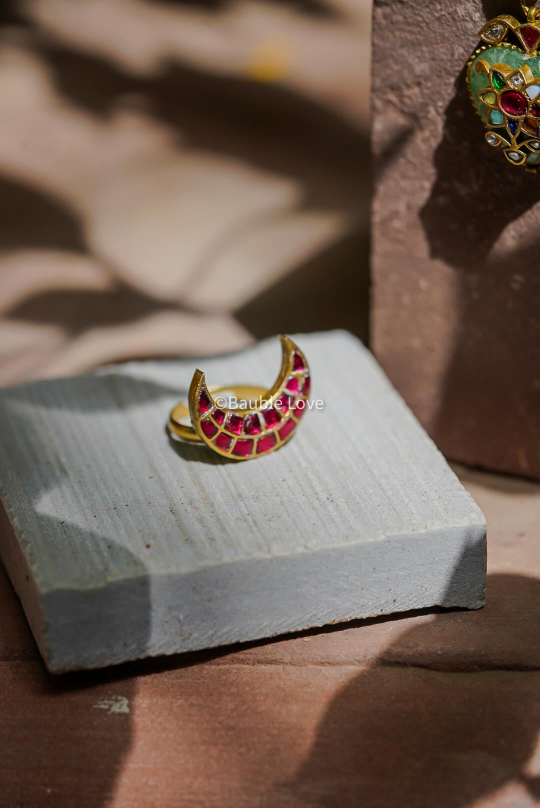 Chandra Jadau Ring (Pink)