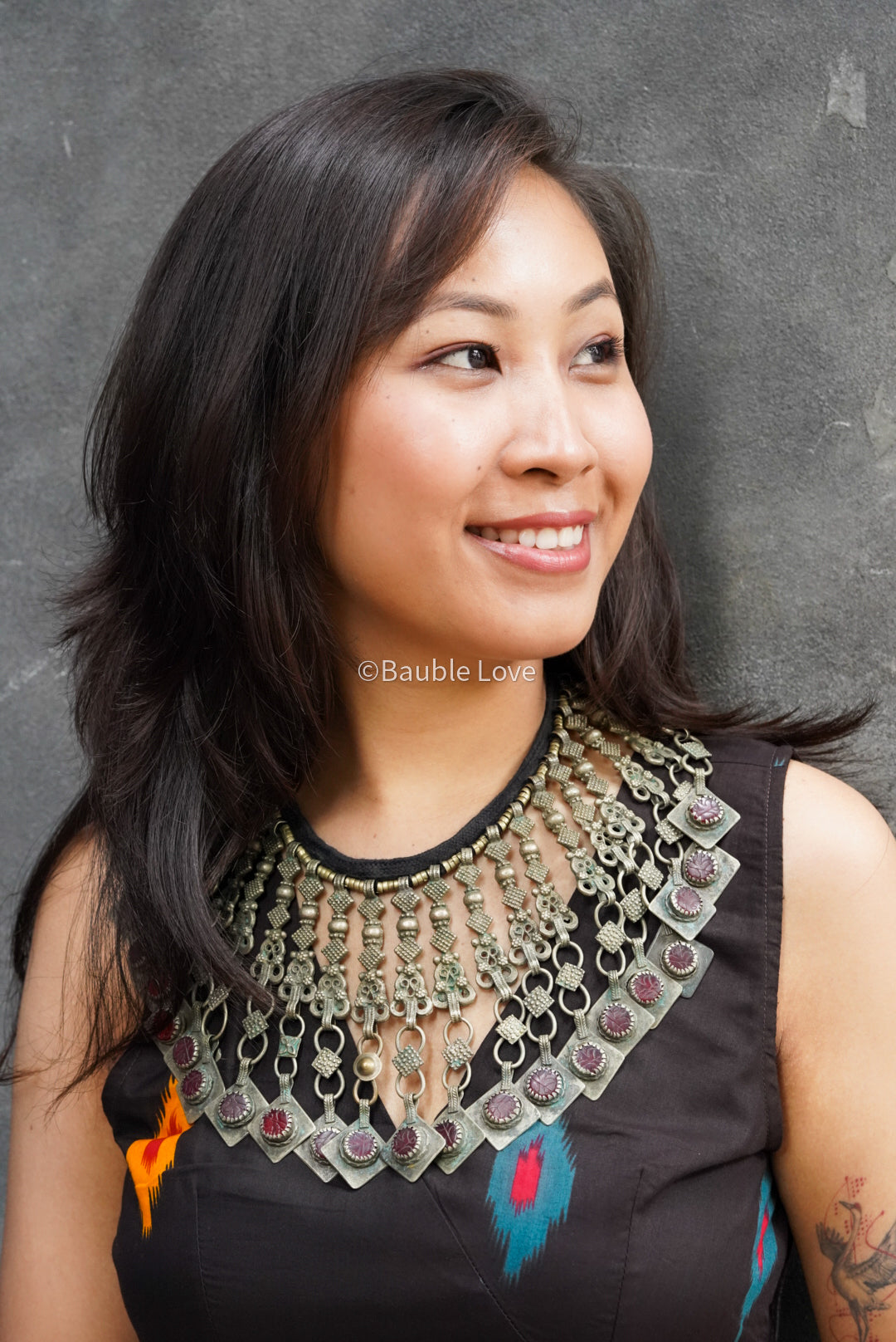 Veda Afghan Choker