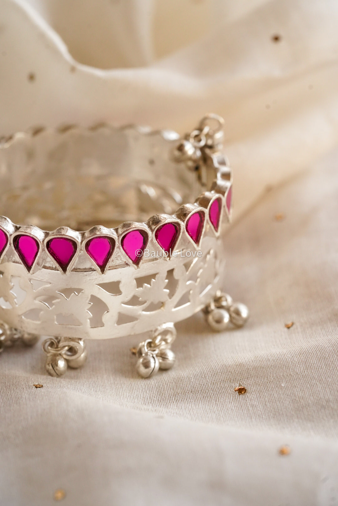 Filigree Glass Cuff (Pink)