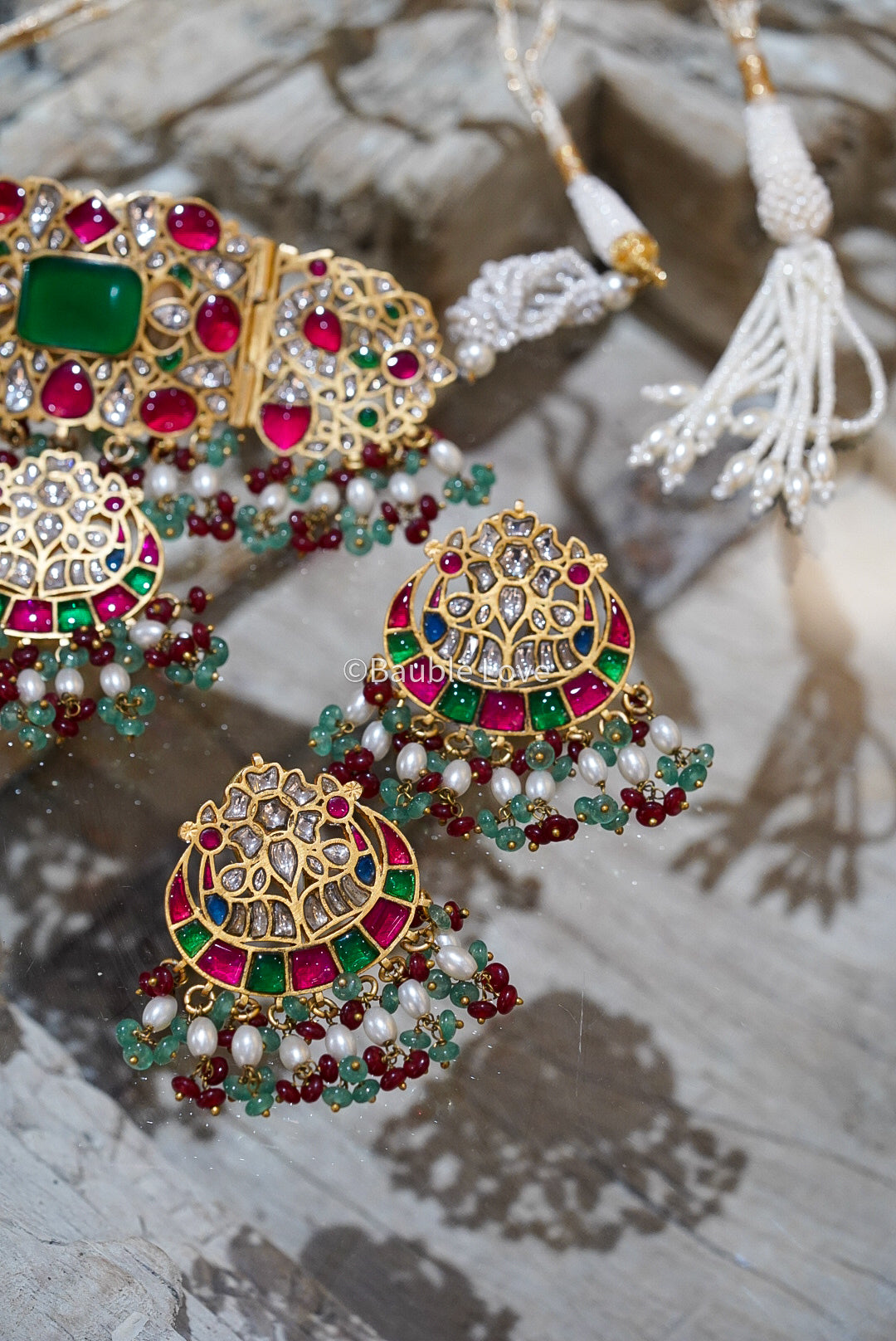 Vinita Jadau Choker Set