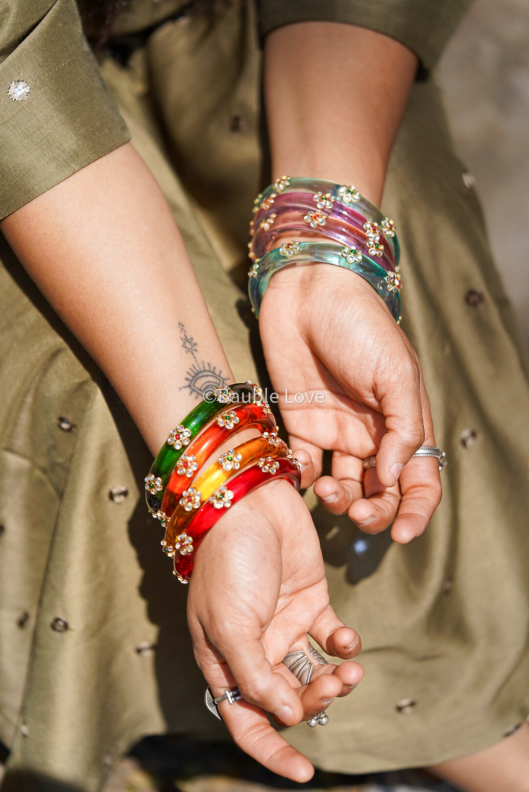 Onam Kundan Glass Bangle