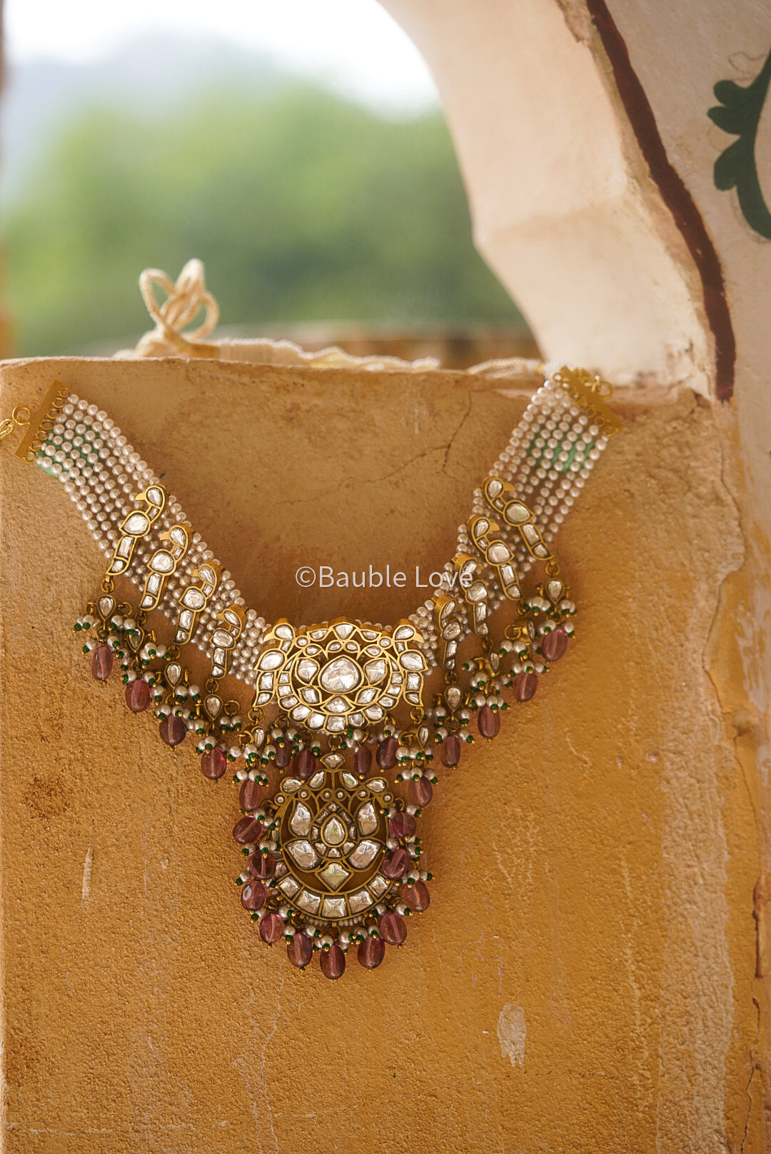 Medha Jadau Choker