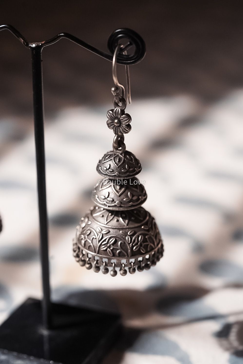 Arisha Jhumka Earrings