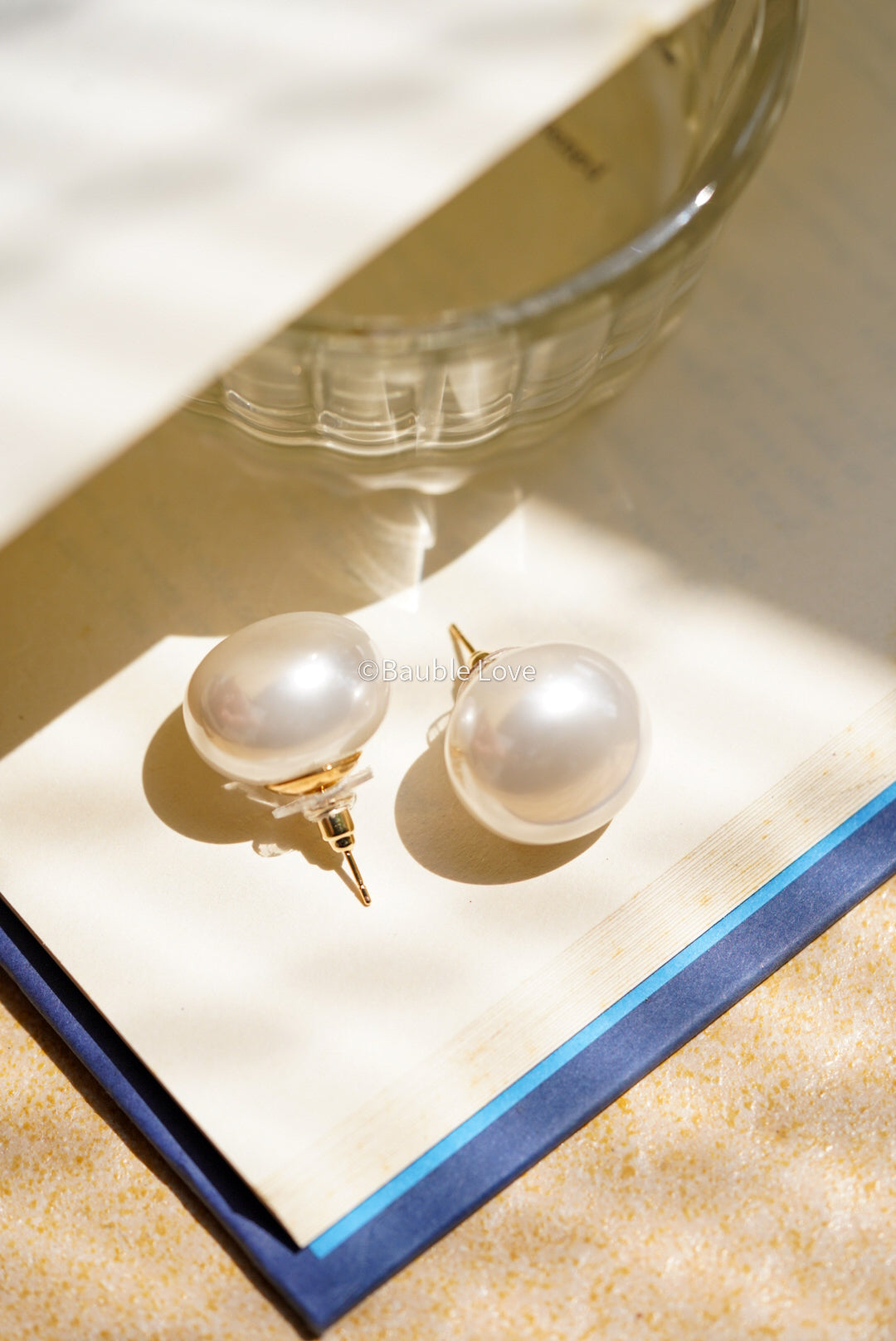 Basic Pearl Studs