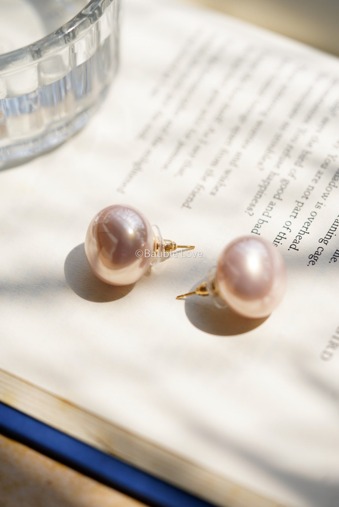 Basic Pearl Studs