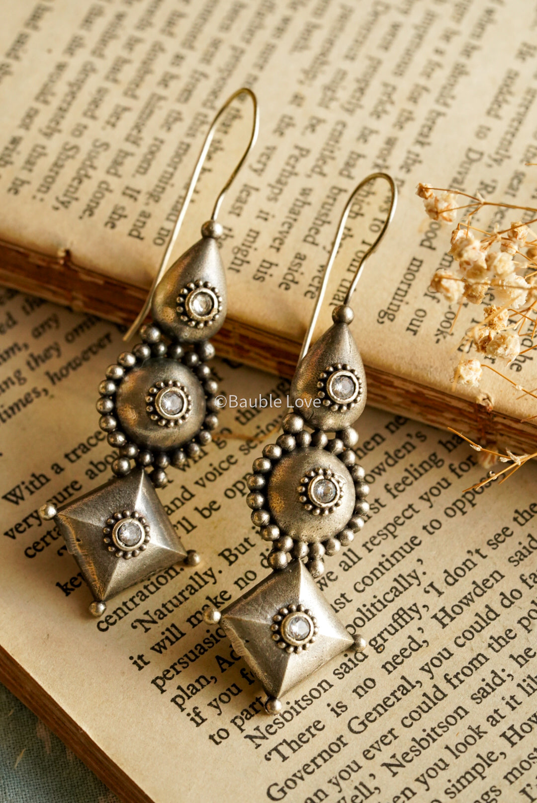 Vidhushi Earrings