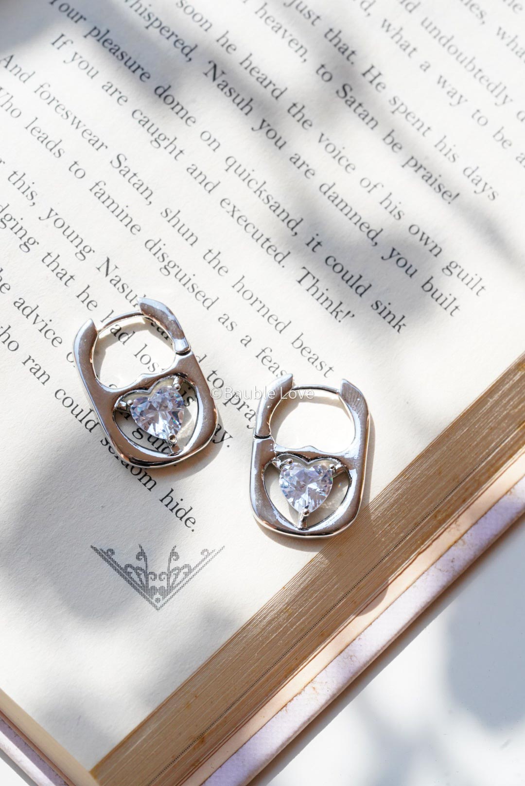 Zircon Heart Earrings