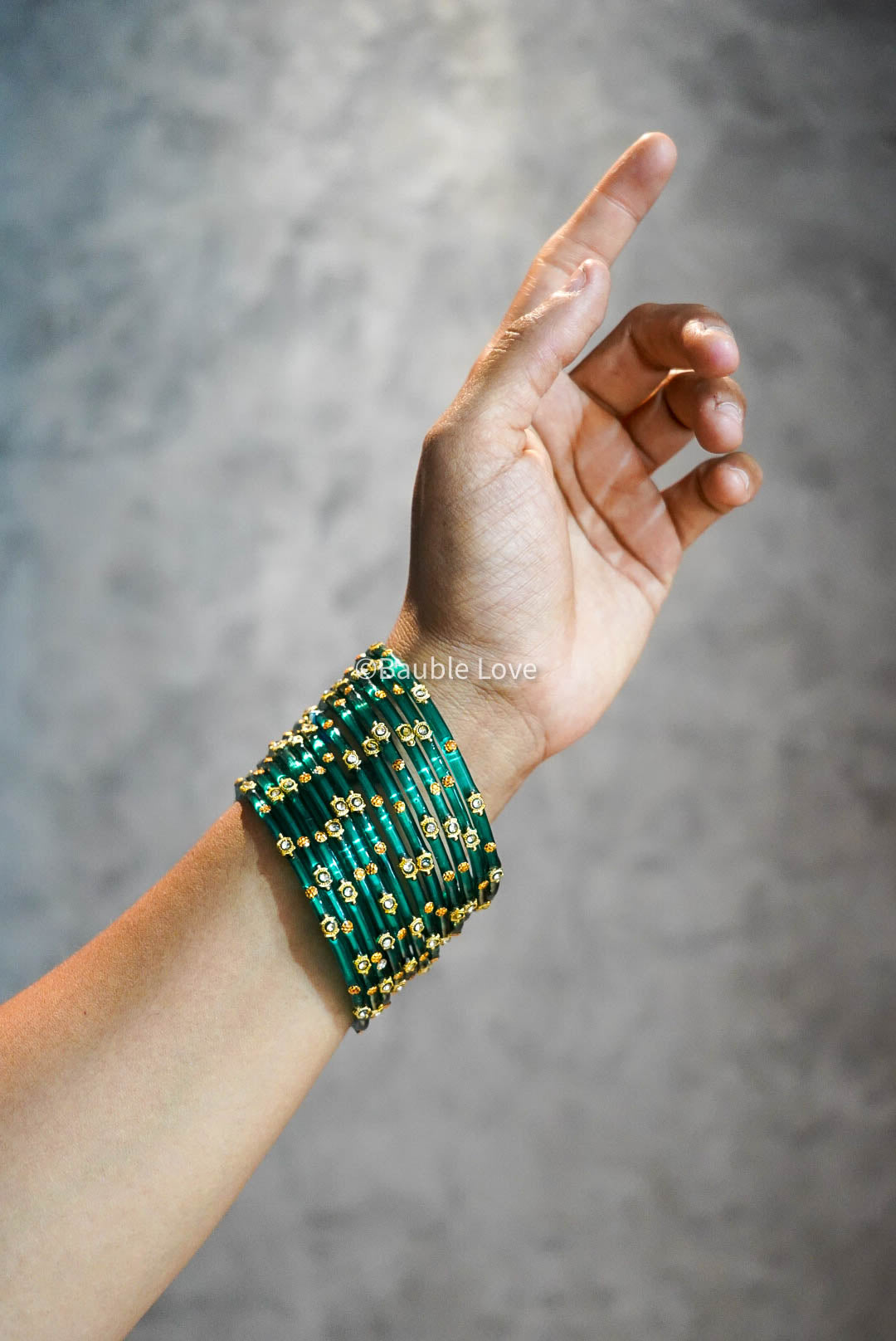 Tyohaar Glass Bangle (Set of 12)