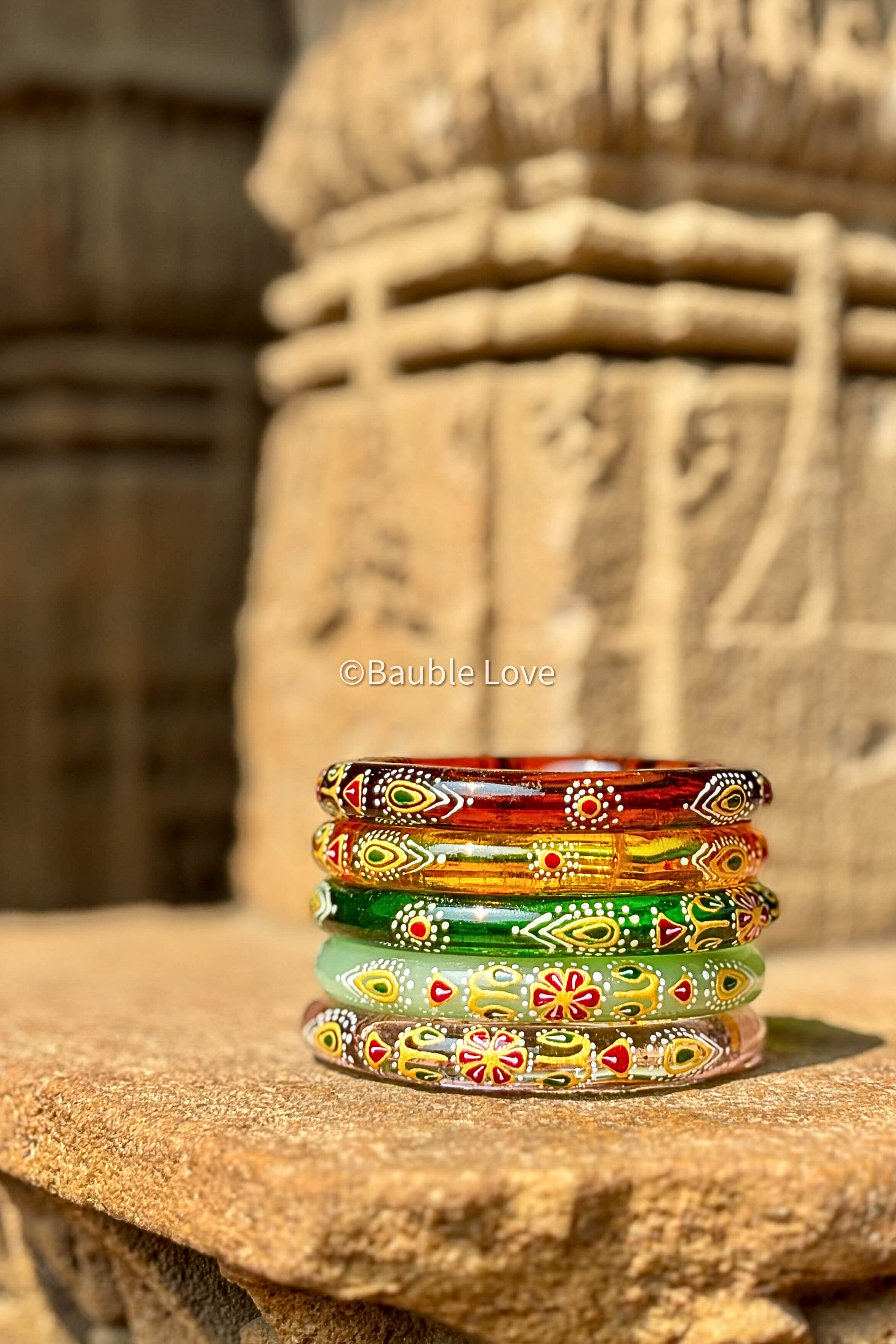 Naavya Hand painted Glass Bangle