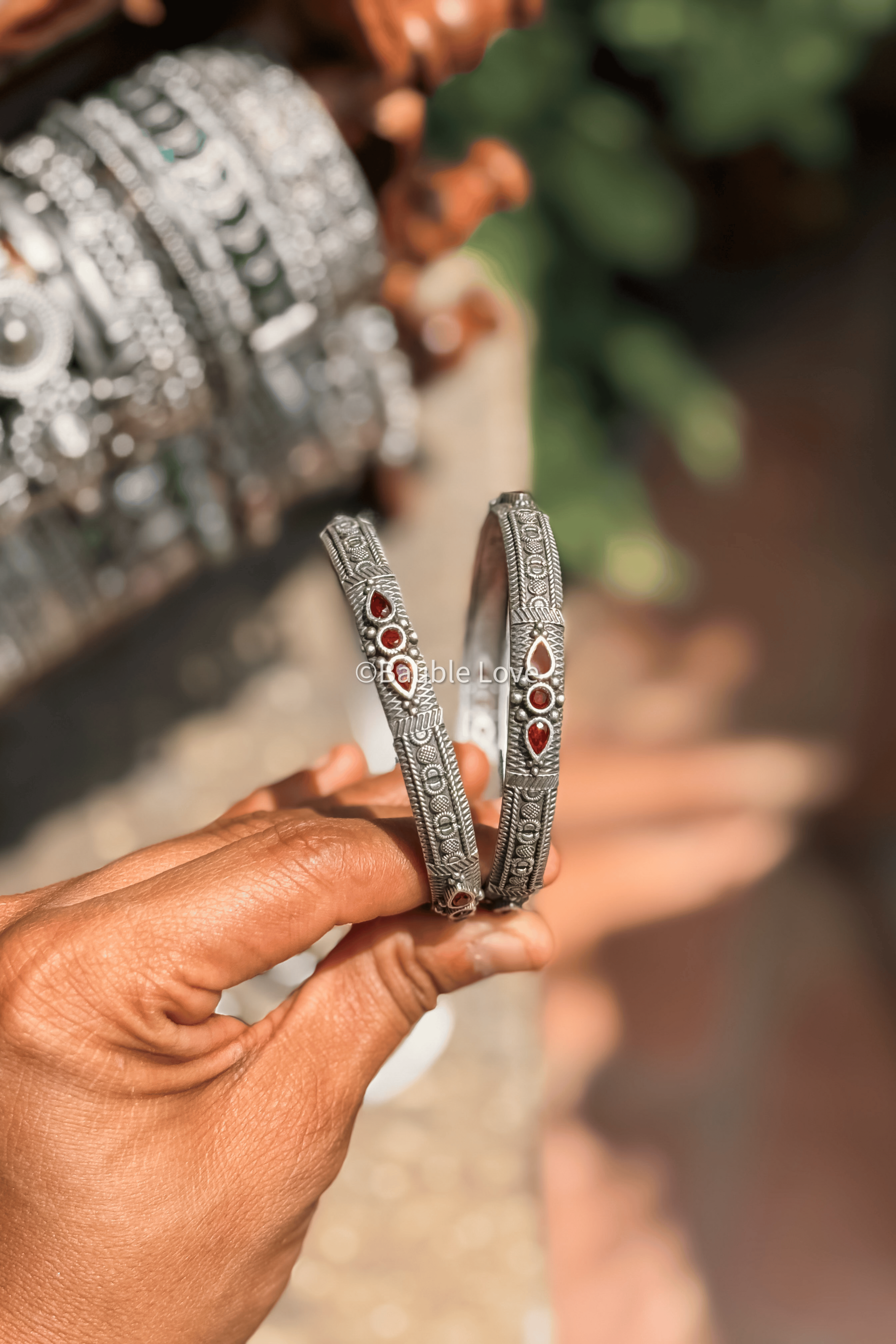 Atulya Drop Bangle