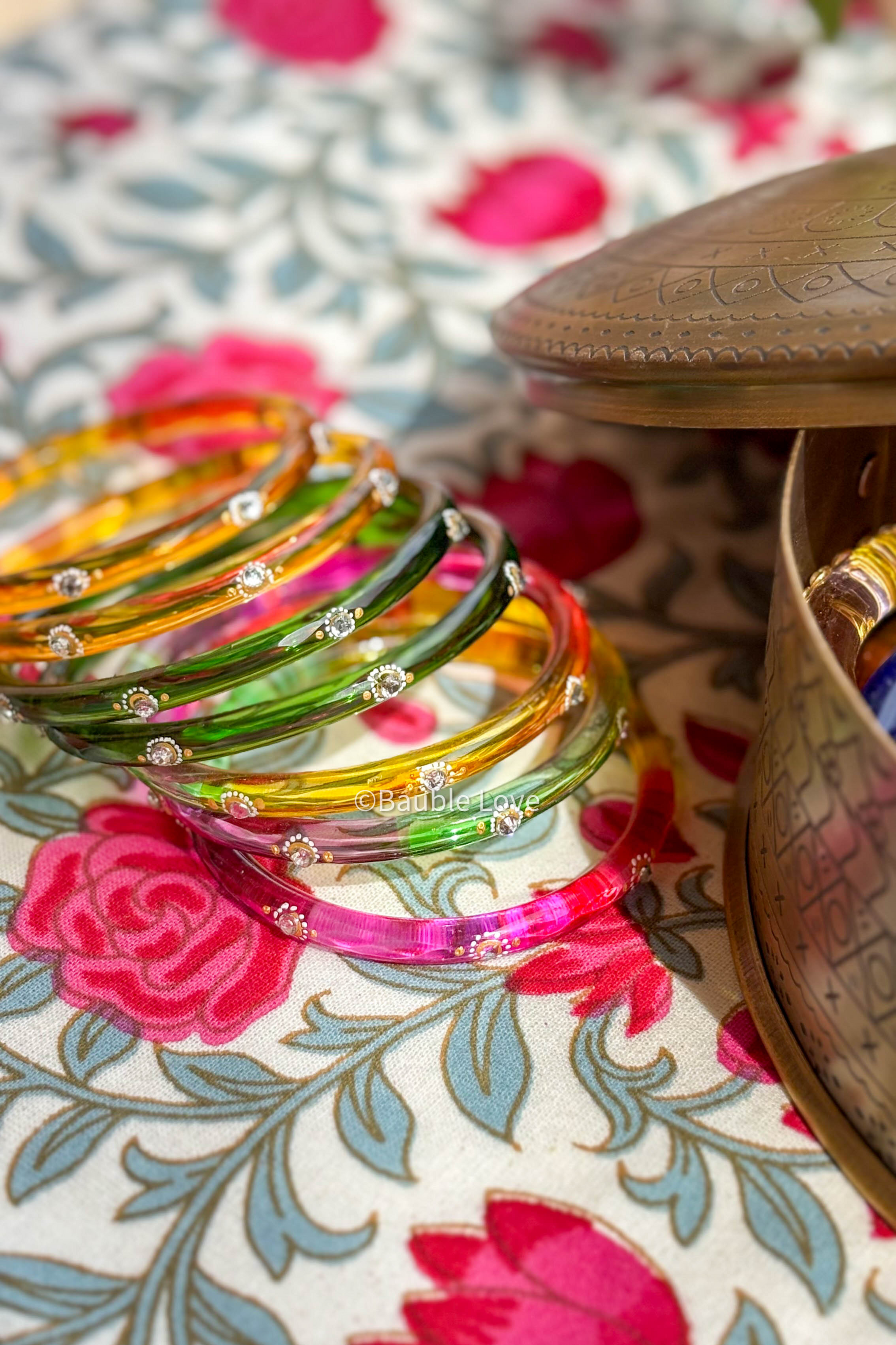 Chitra Glass Bangle (Set of 2)