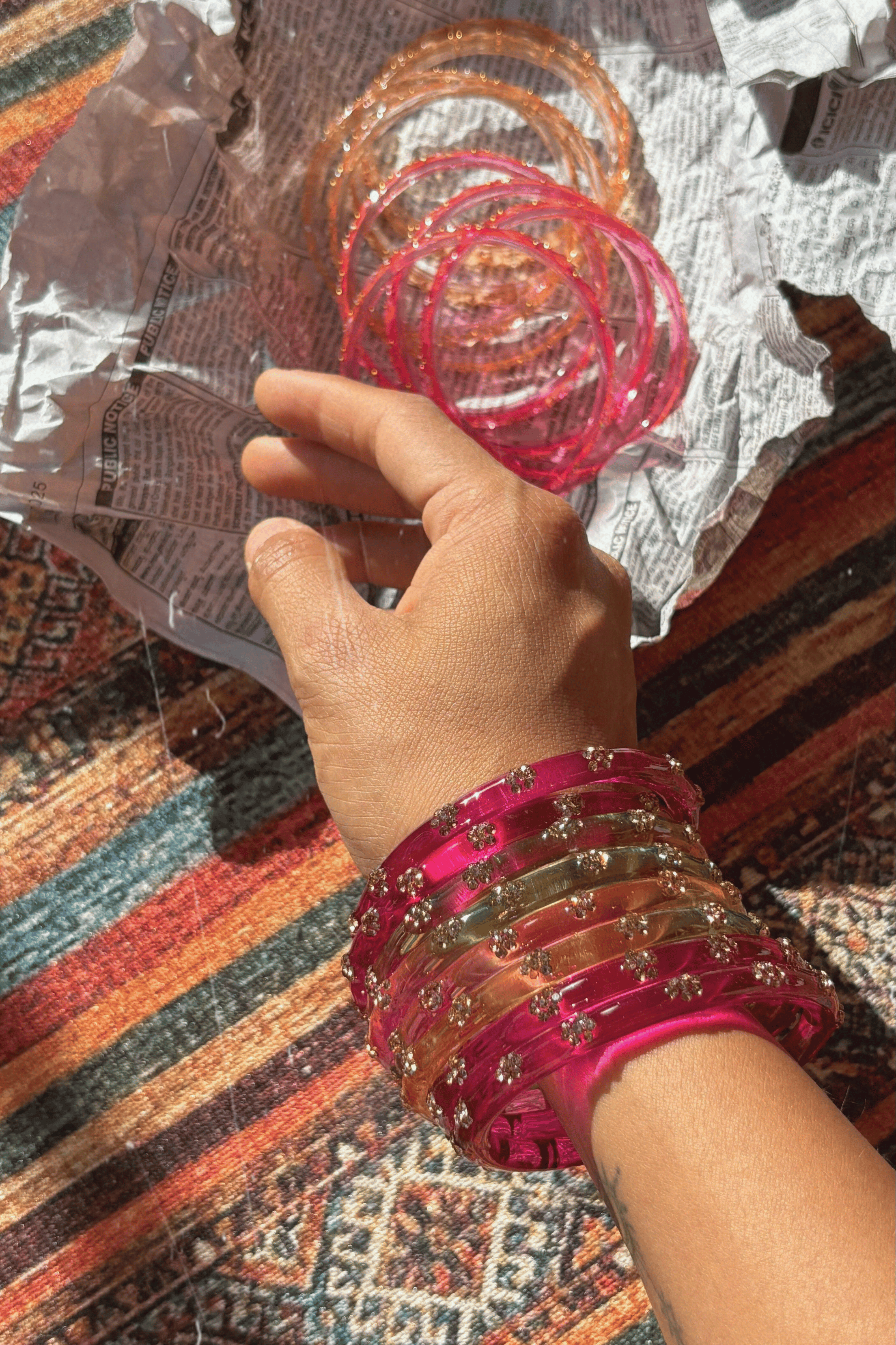 Ella Glass Bangle (Set of 4)