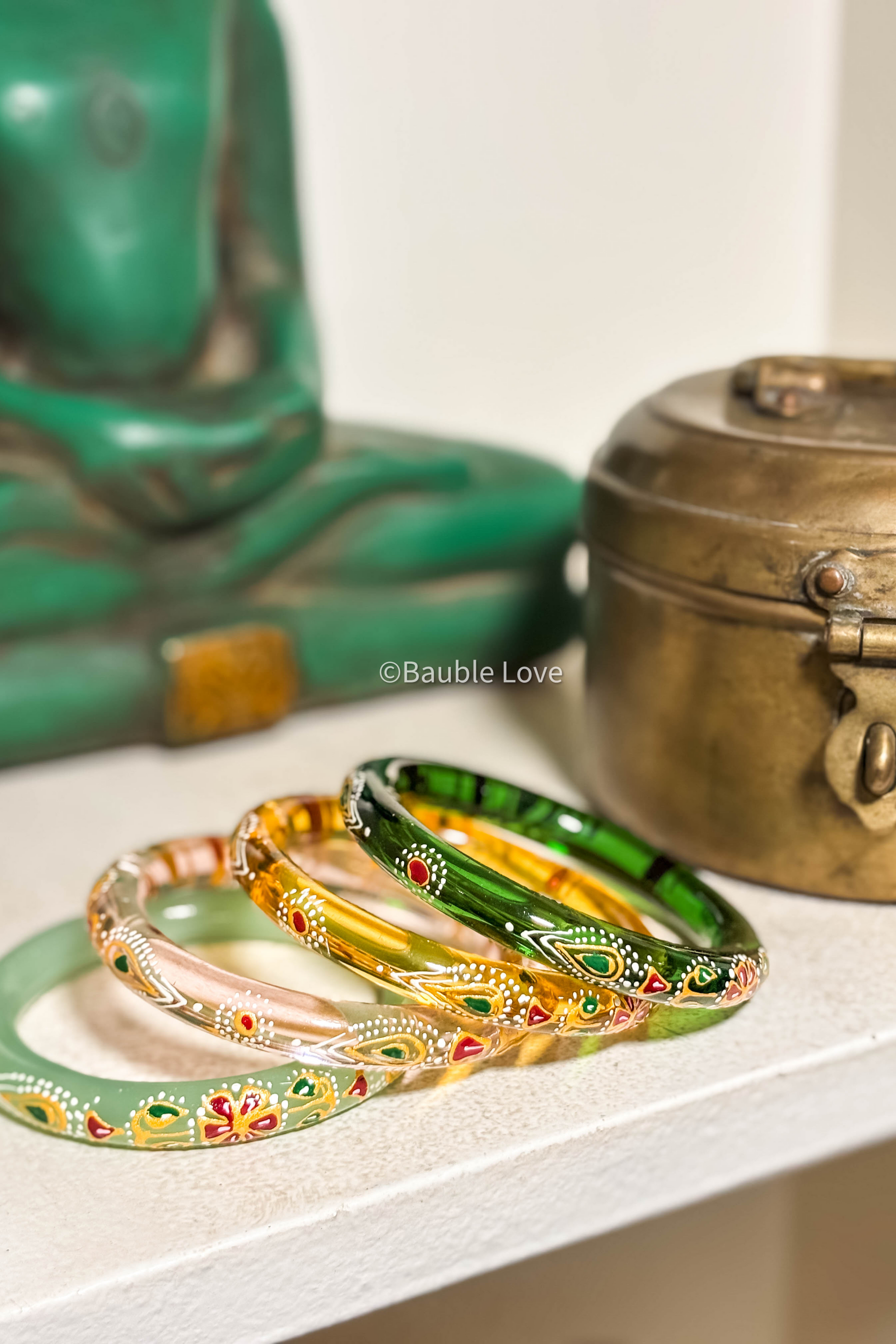 Naavya Hand painted Glass Bangle