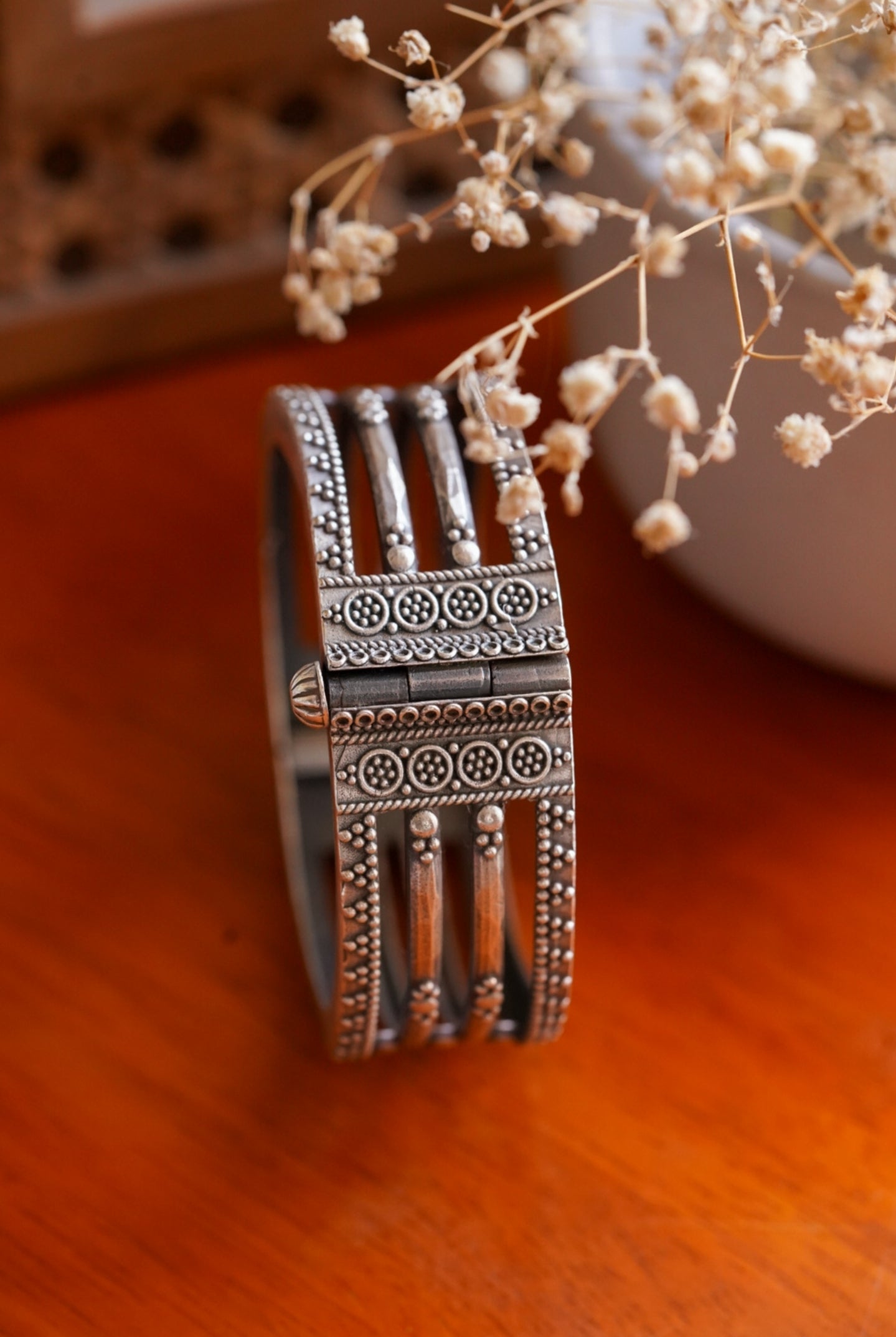 Gulshan Tribal Cuff