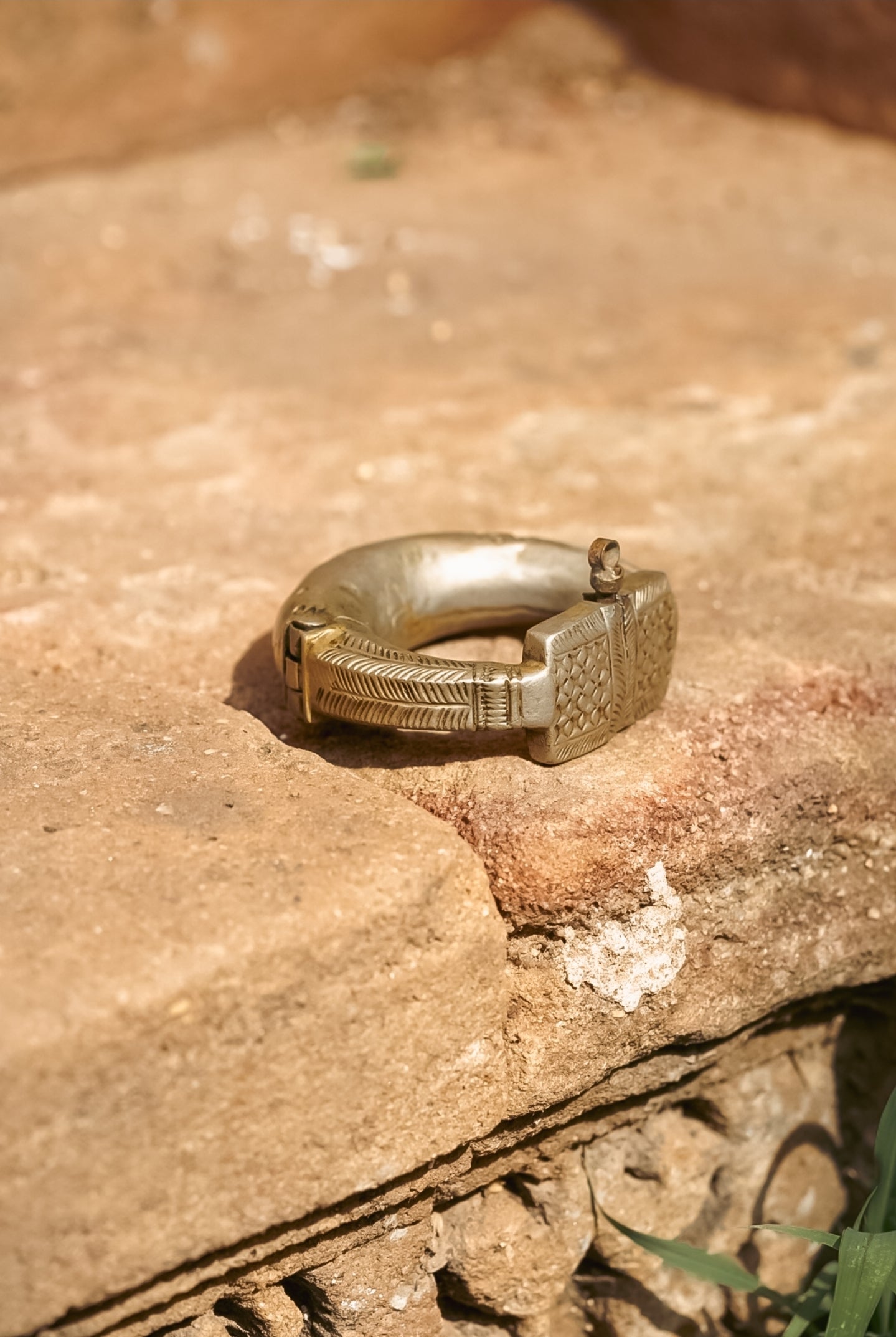Kaya Lambhani Cuff