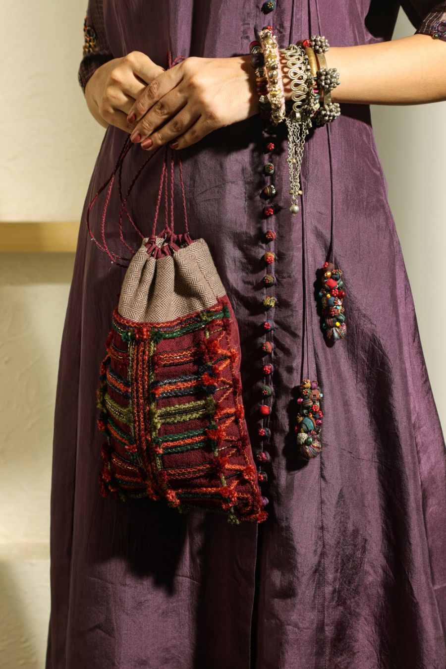 Firaki Lambhani Cuff (Adjustable)