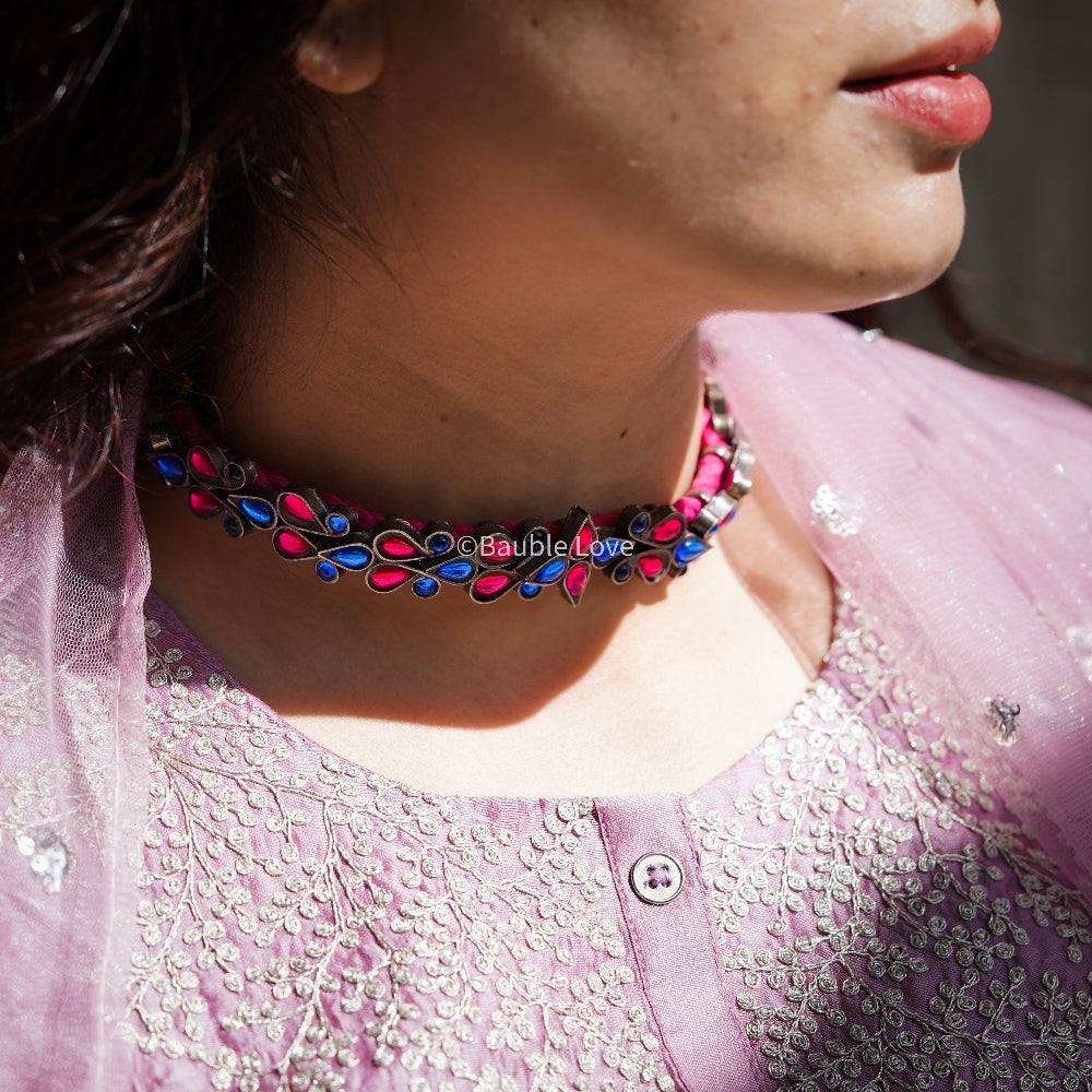 Nirvana Vintage Glass Choker (Pink & Blue)