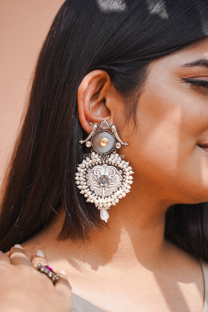Vidhita Earrings (Grey)