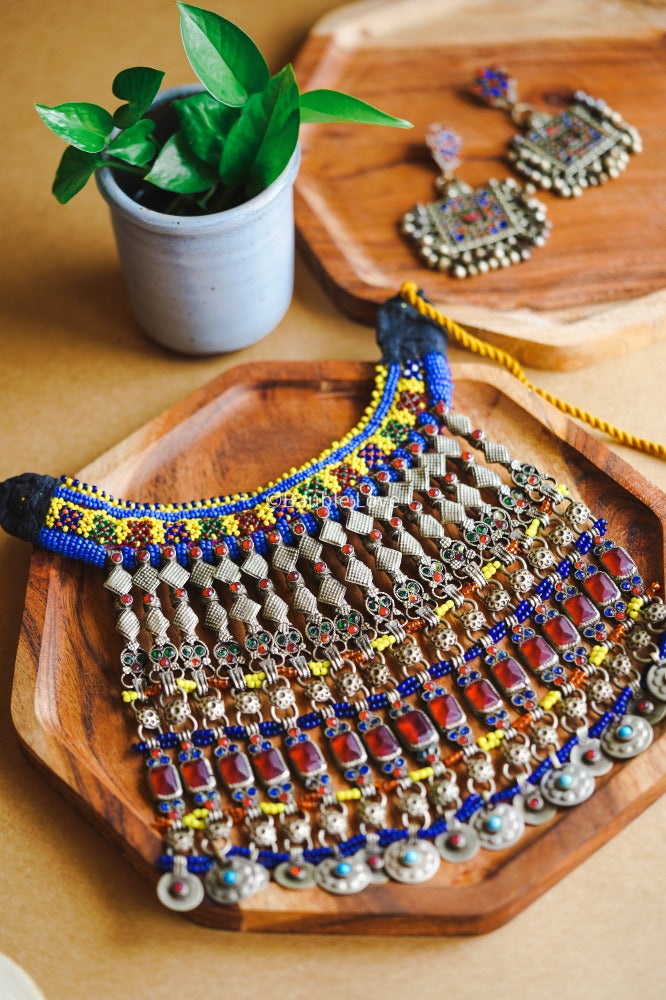 Nida Afghan Choker