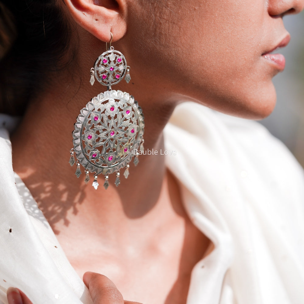 Naveli Daar Earrings (Pink)