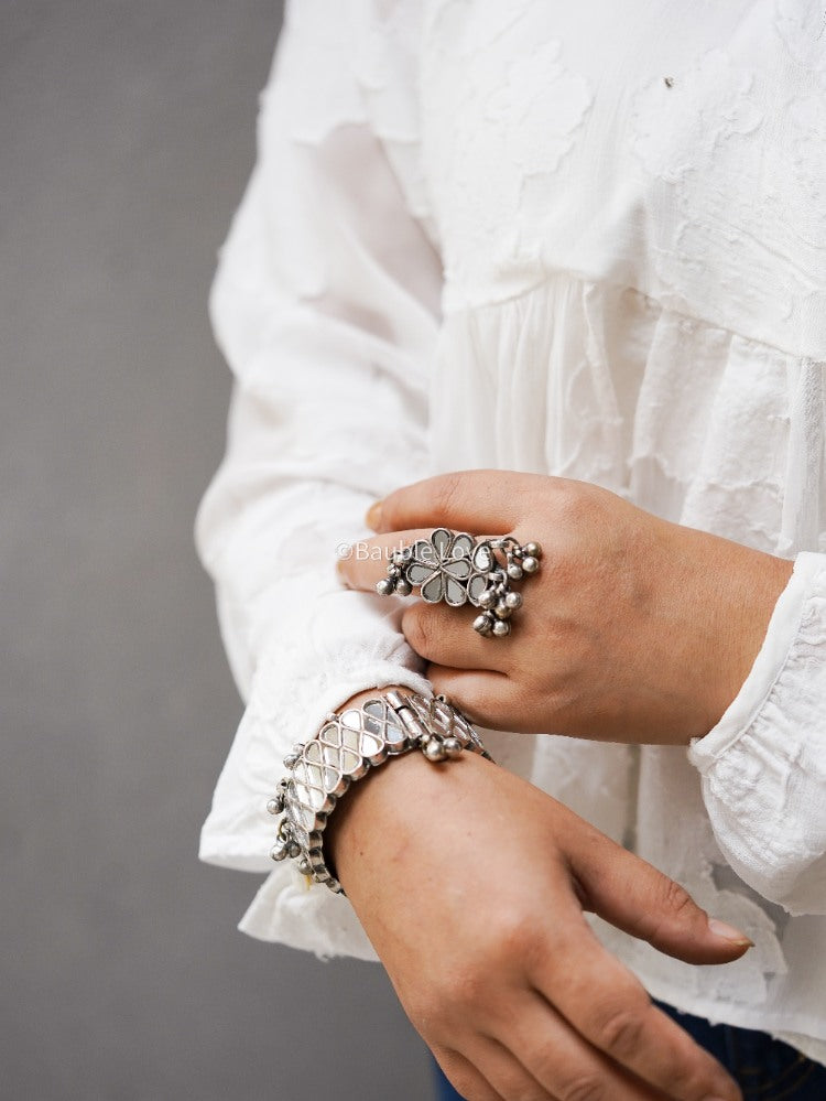 Gitika Glass Cuff (White)