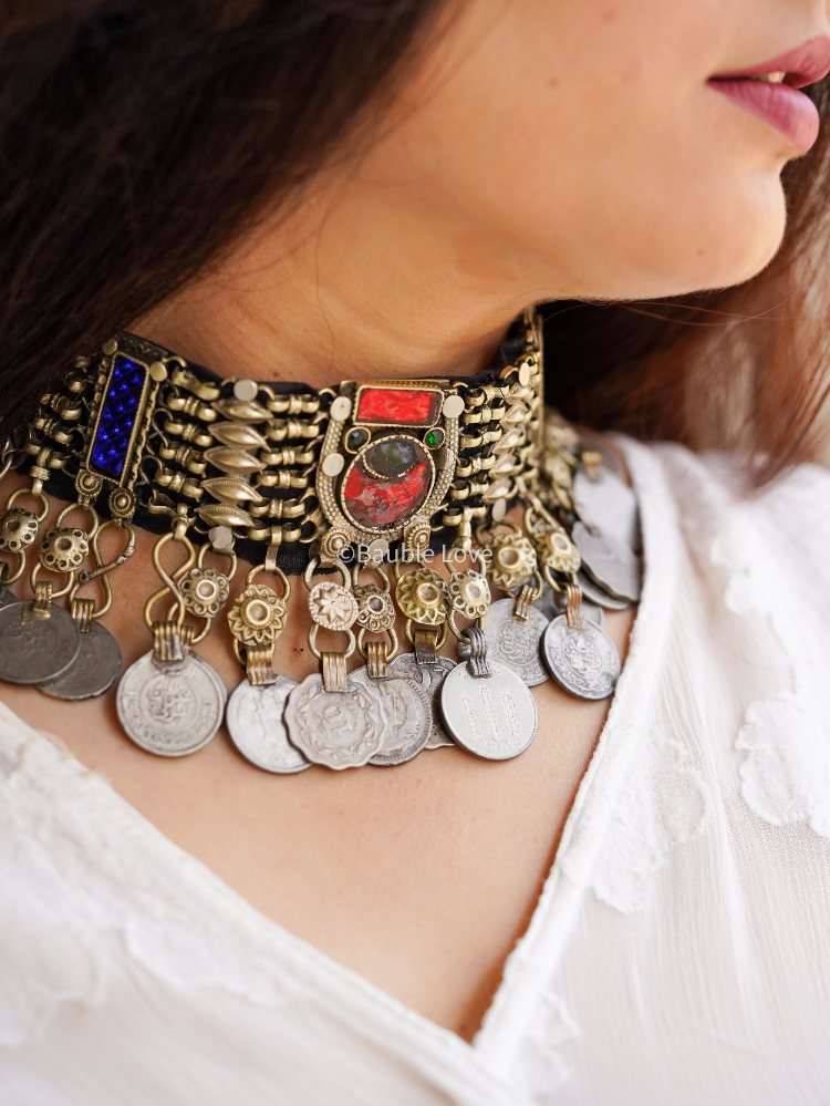 Kira Afghan Choker
