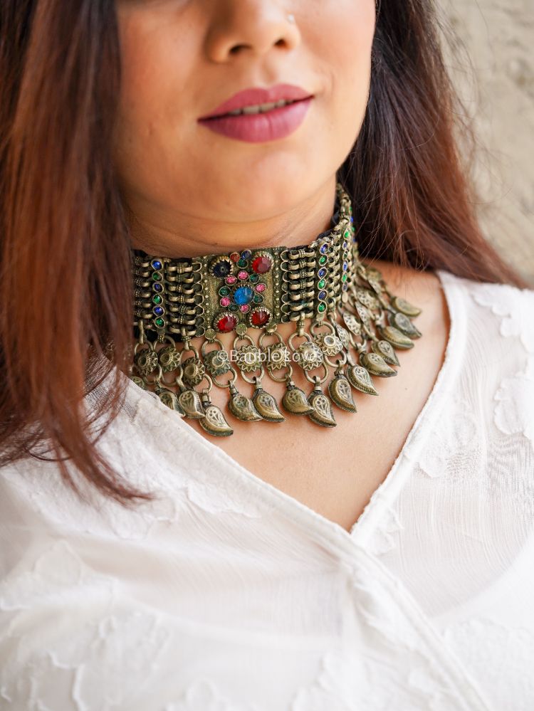 Uzma Afghan Choker