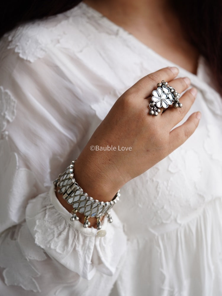 Gitika Glass Cuff (White)