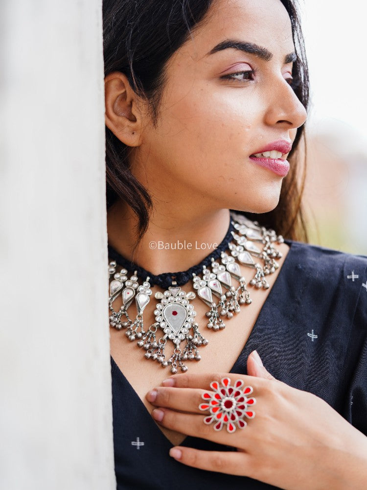 Gulmohar Glass Necklace (White)