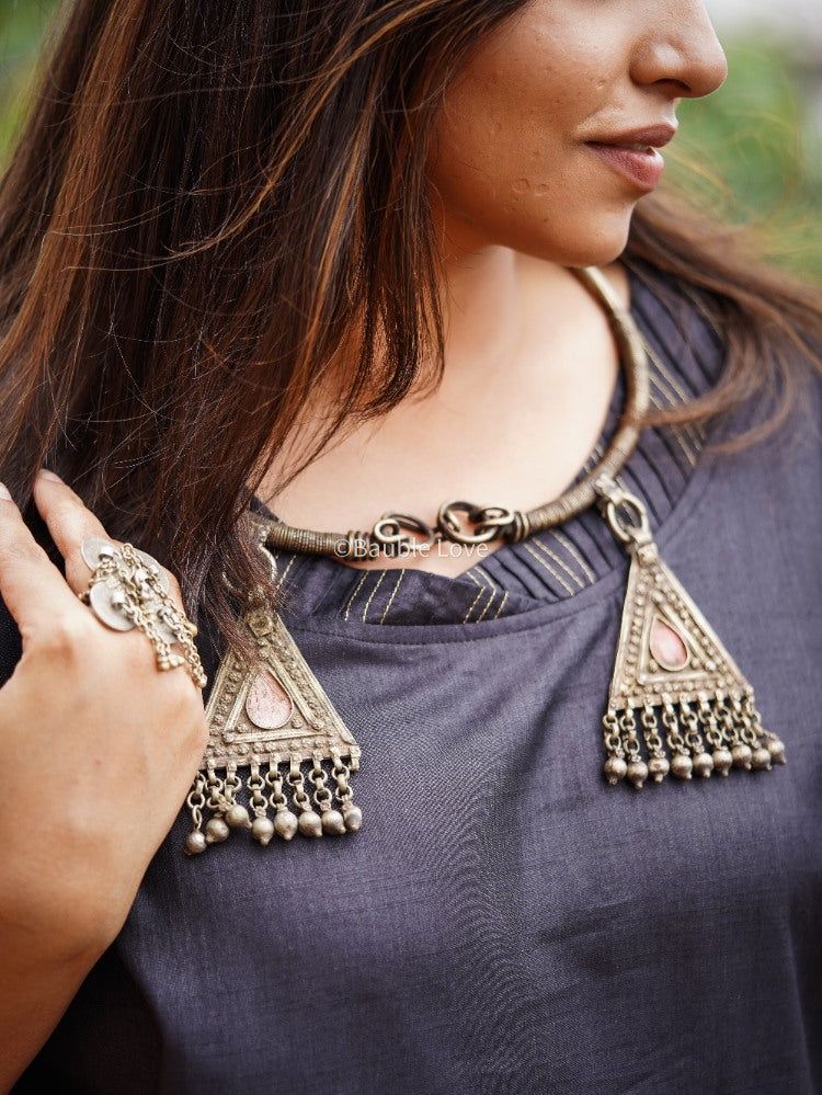 Lambhani Hasli Choker
