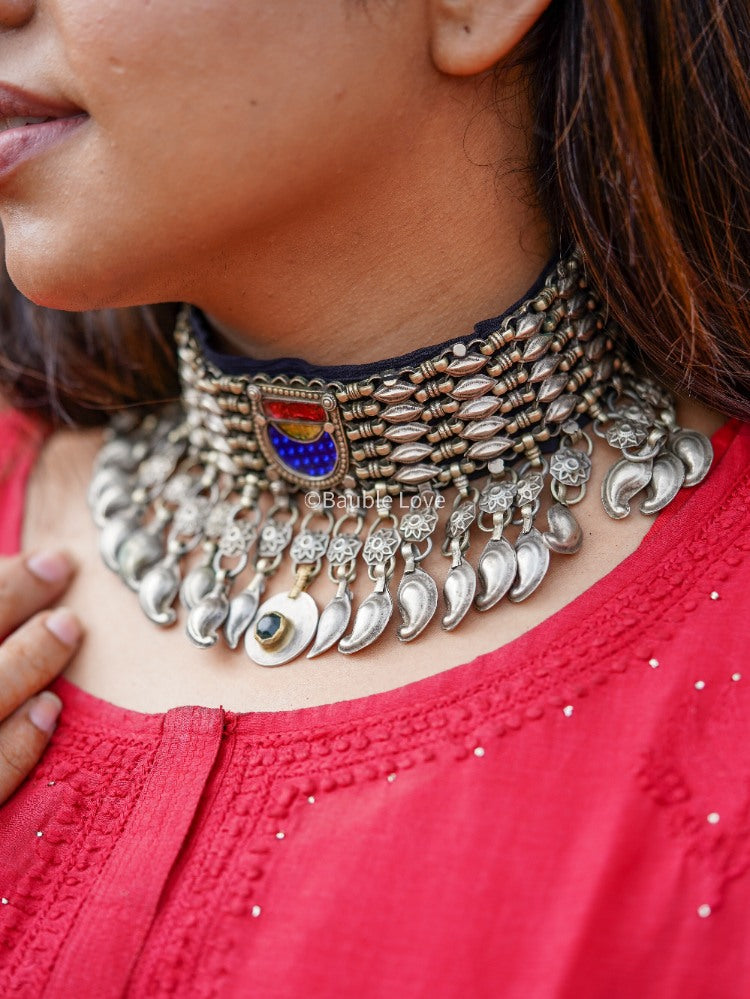 Madhuban Afghan Choker