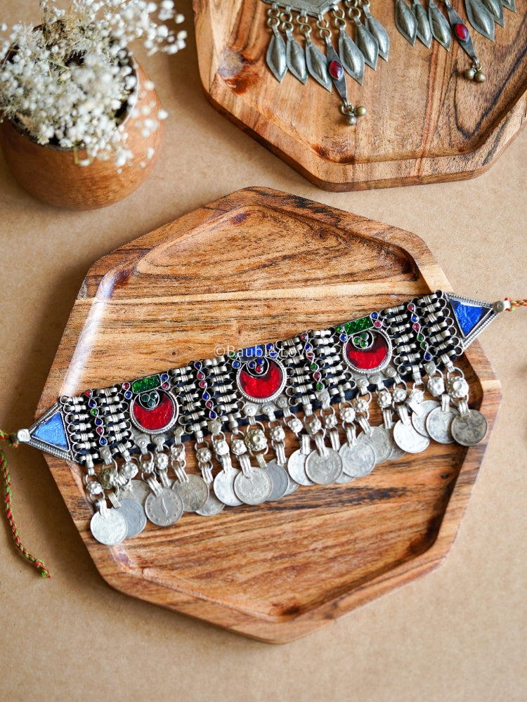 Disha Afghan Choker