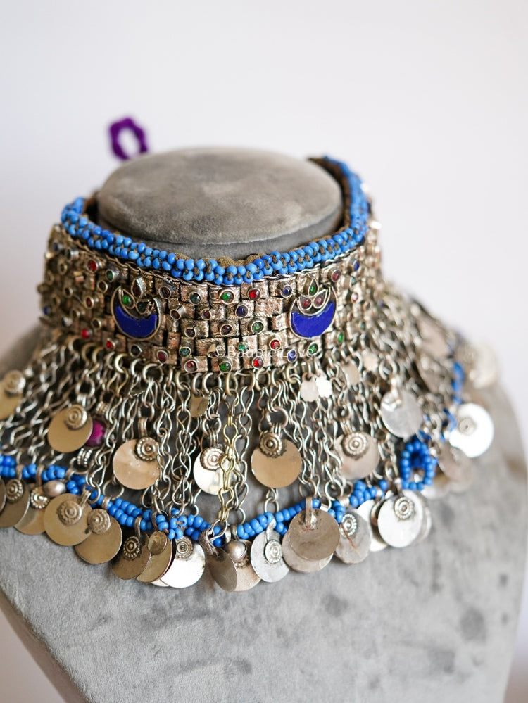 Dwija Afghan Choker