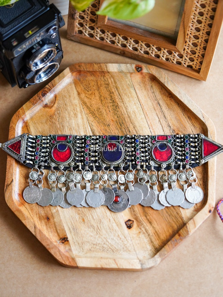 Dhara Afghan Choker