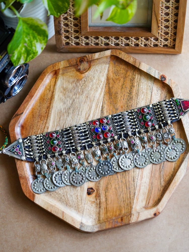 Mojdeh Afghan Choker