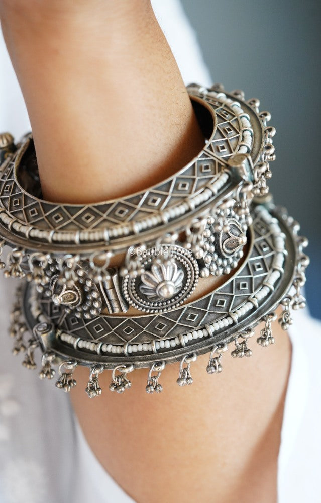 Dhruva Brass Cuff