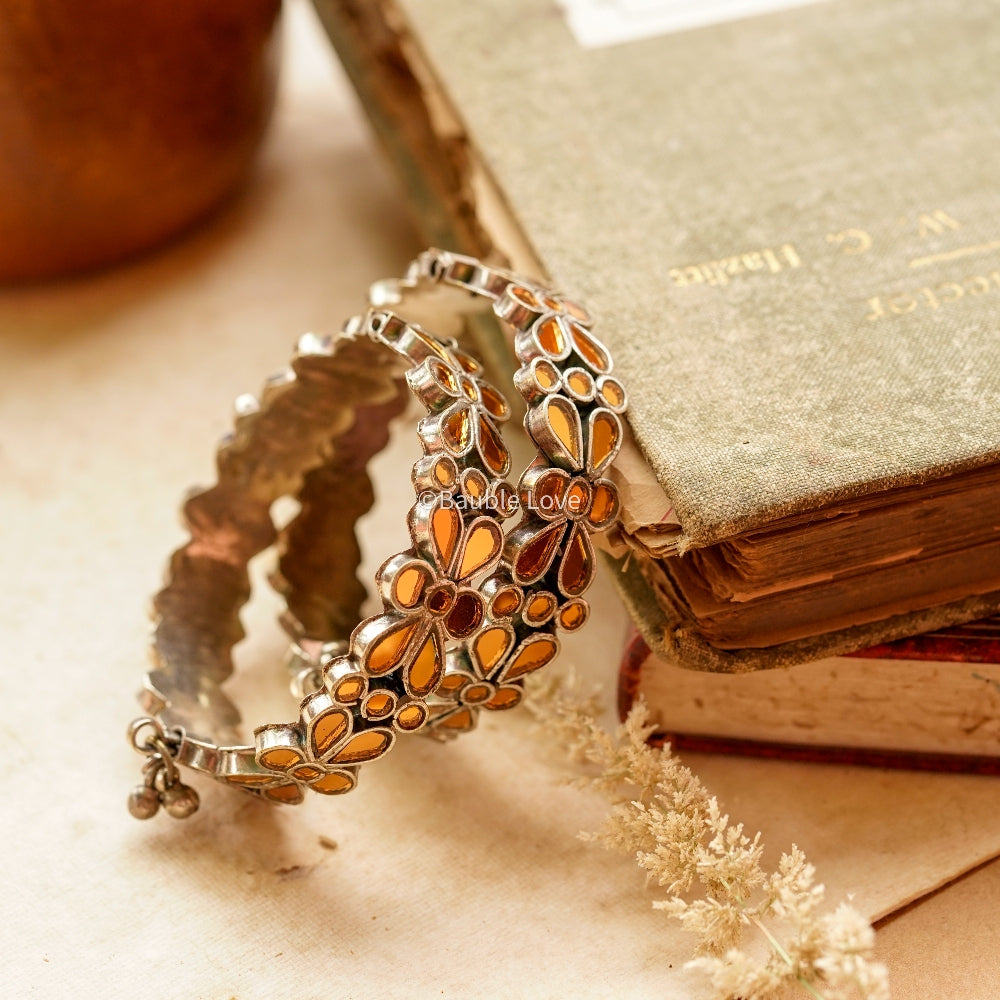 Adhrija Glass Cuff Set (Copper)