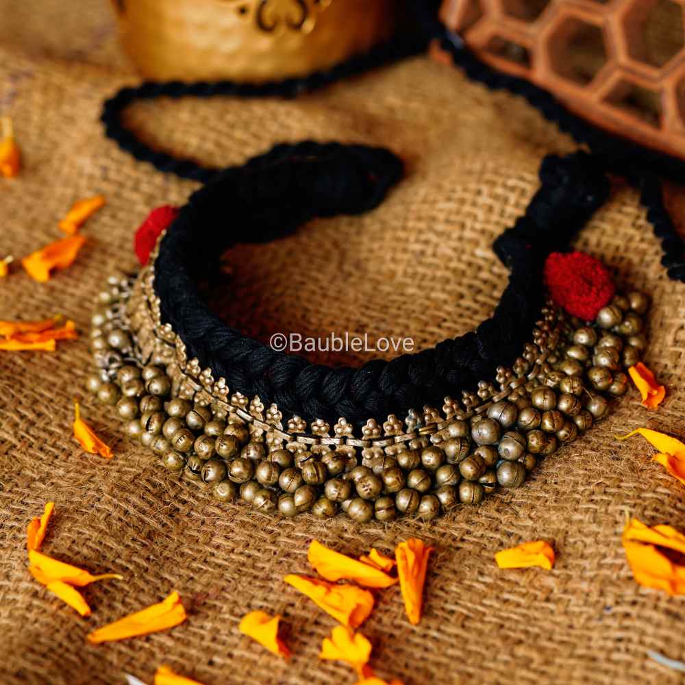 Zaina Lambhani Choker