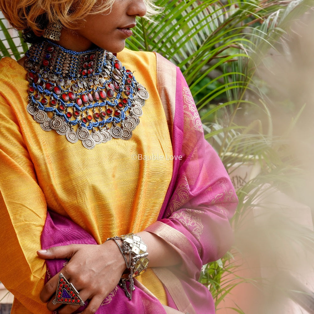 Naaz Afghan Choker