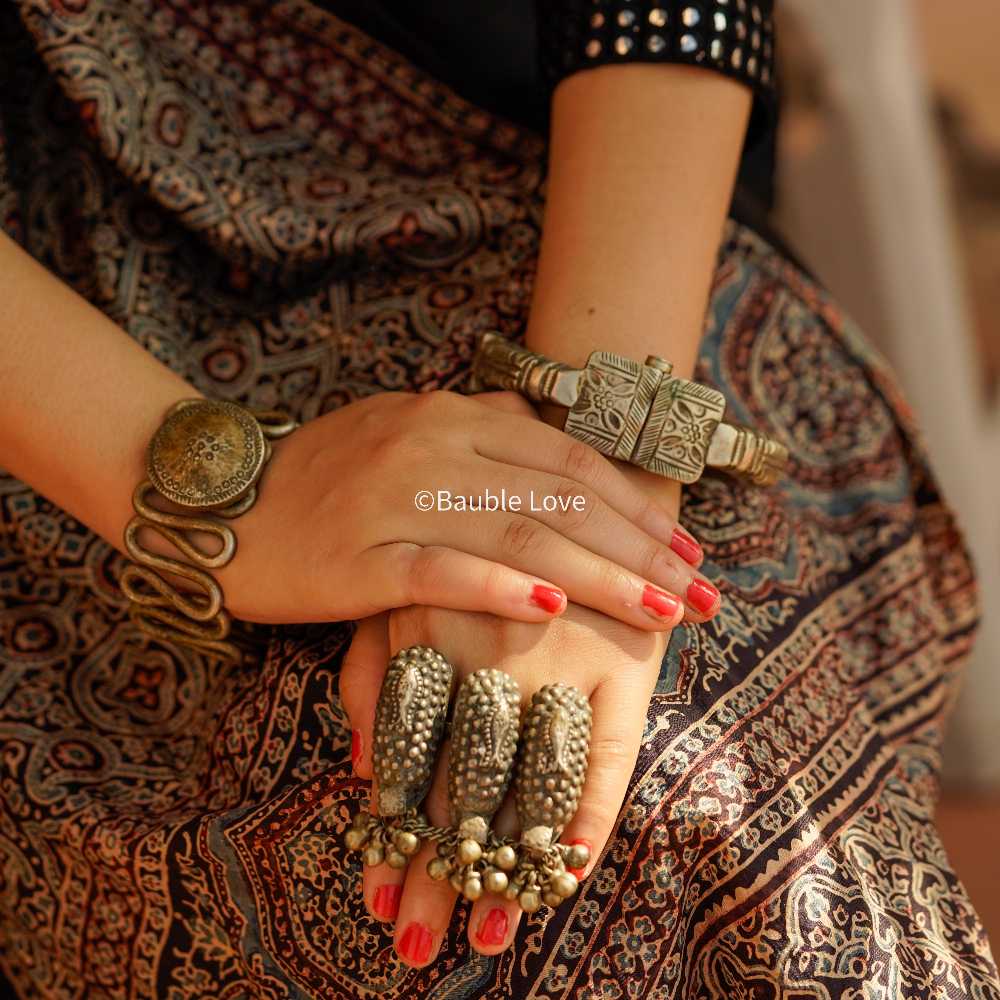 Minu Lambhani Ring