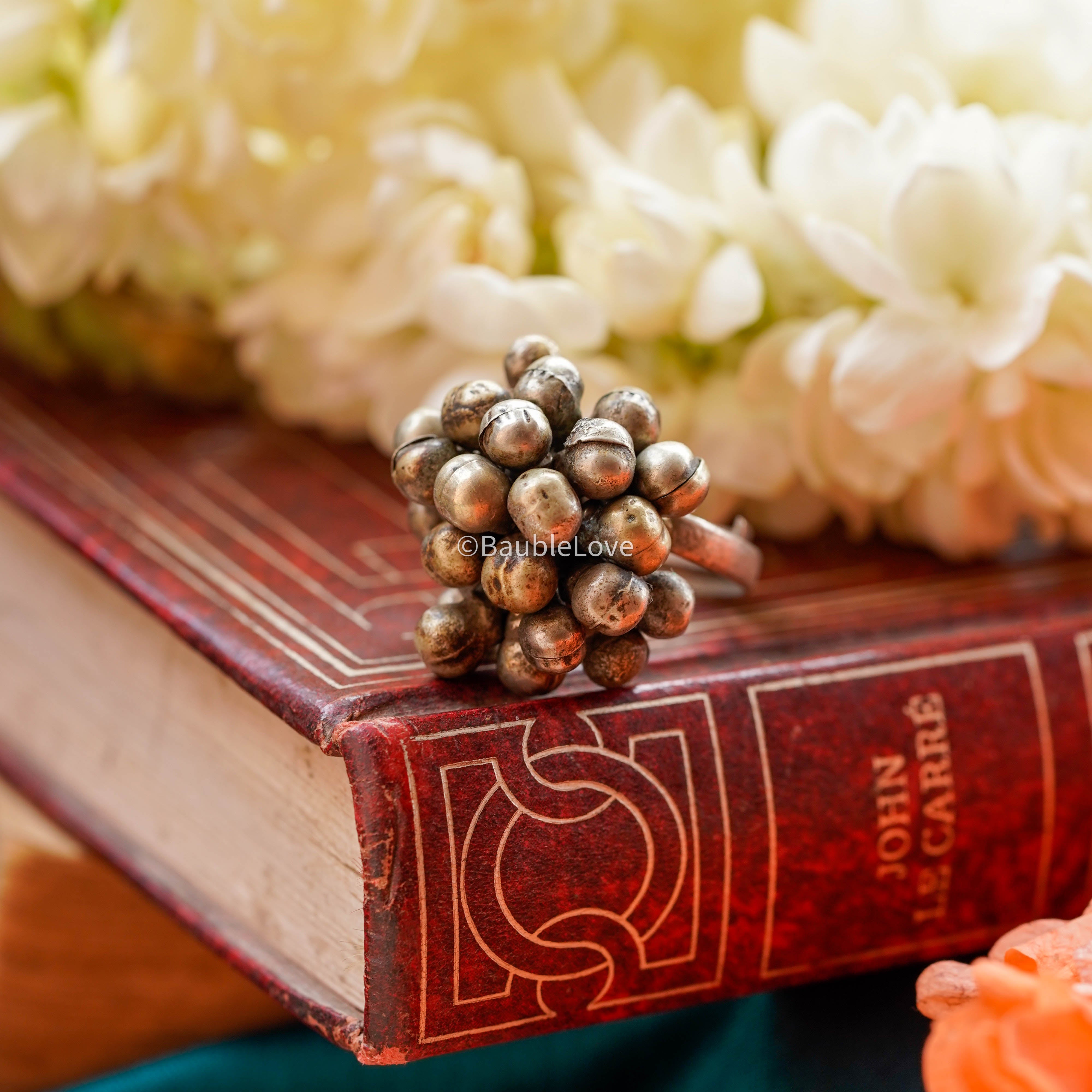 SHREY LAMBHANI RING - BAUBLE LOVE