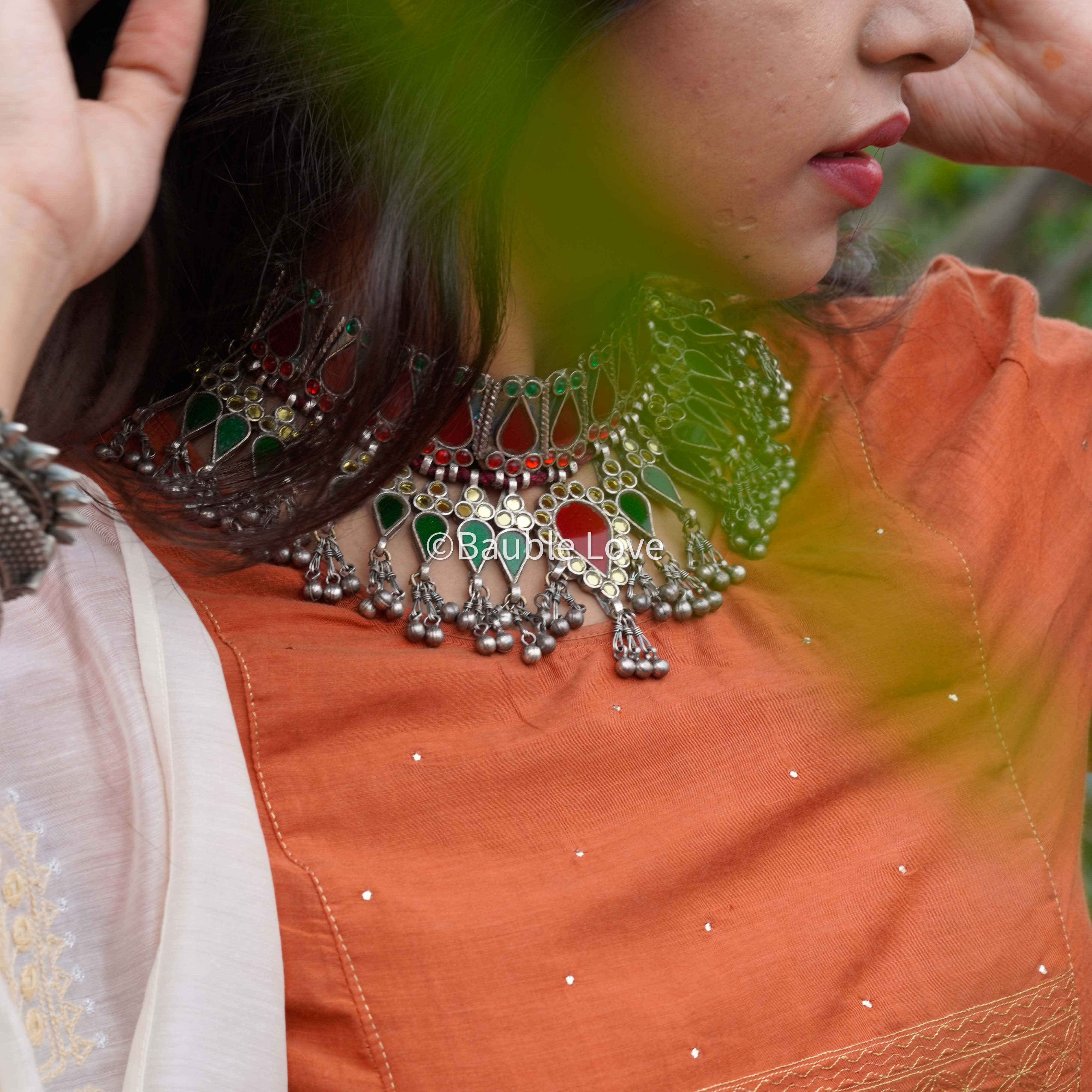 Madhulika Glass Choker