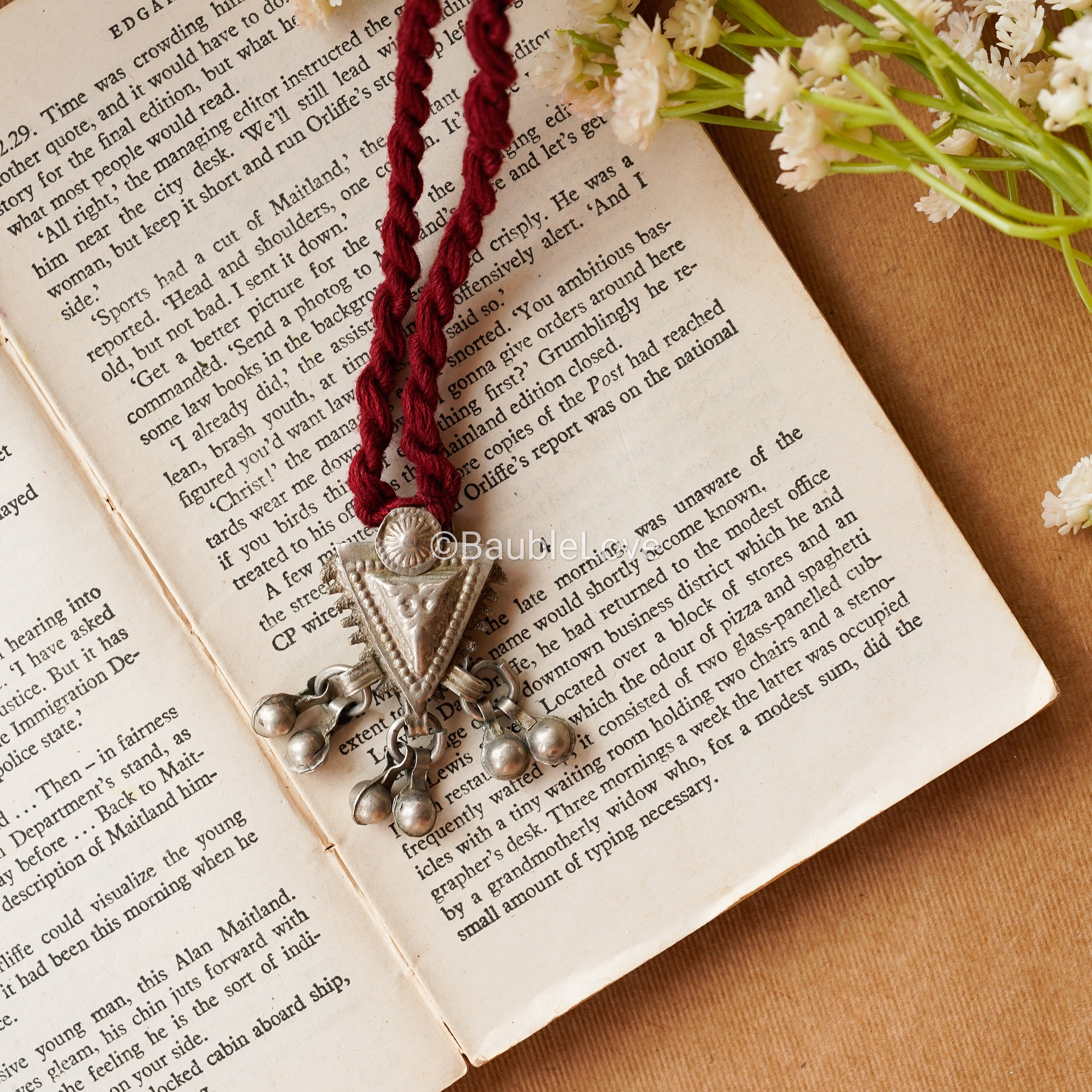 Trikon Vintage Necklace