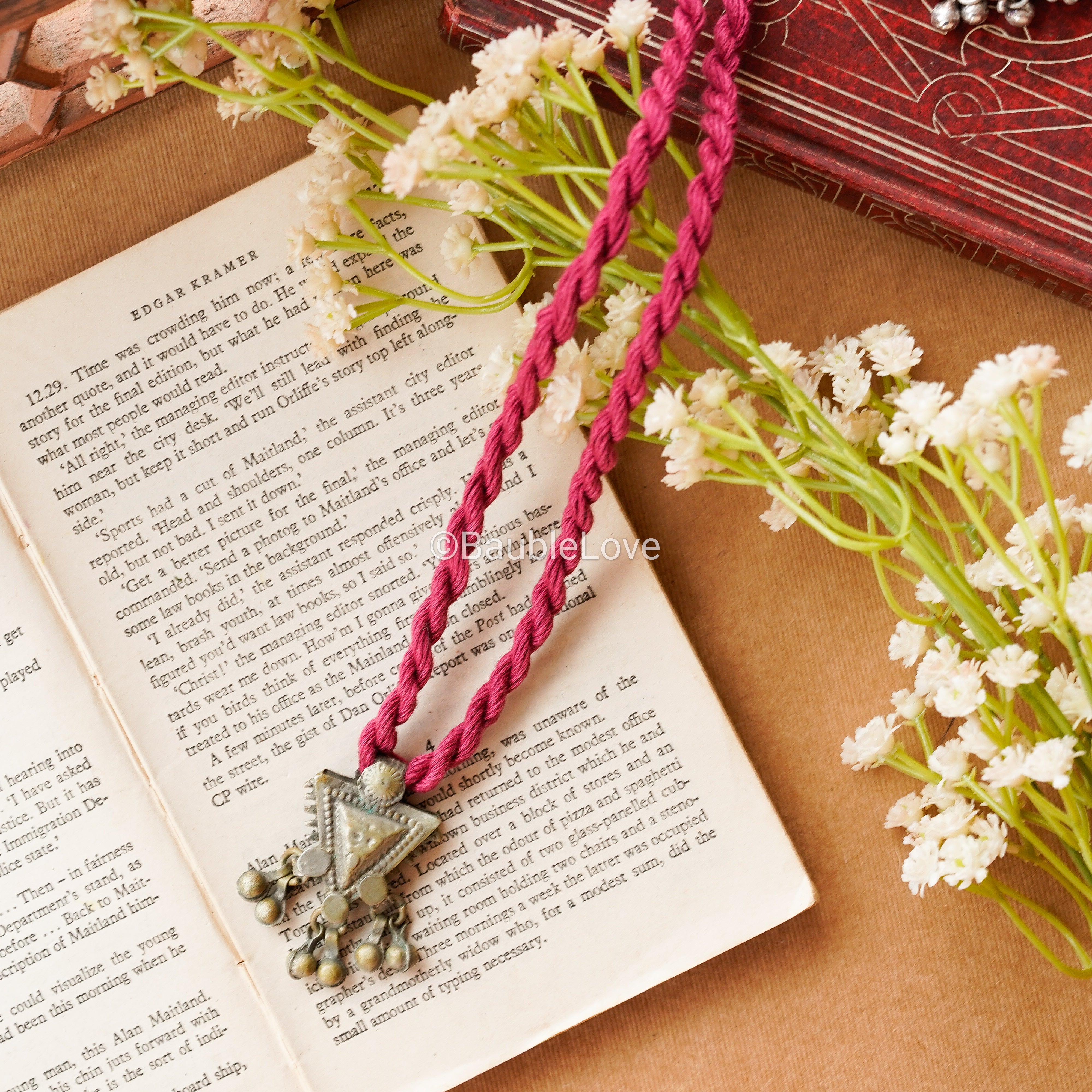 Trikon Vintage Necklace