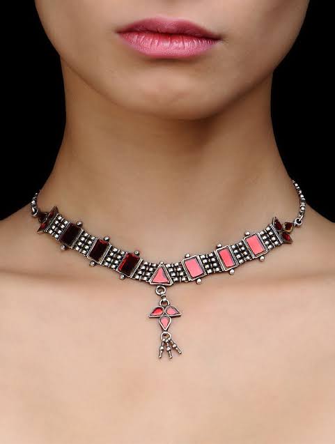 Tania Glass Necklace (Red)