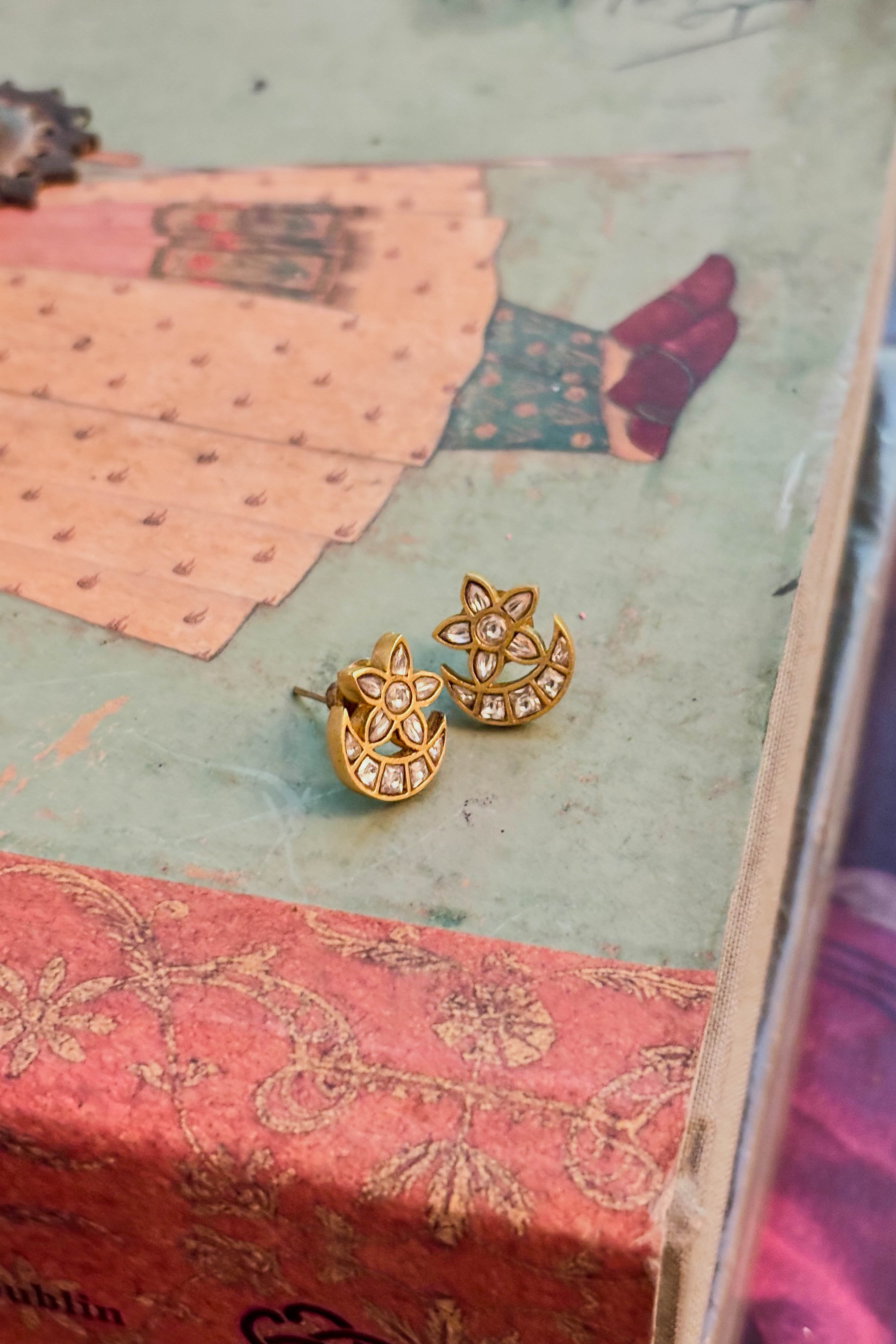 Nihaar Jadau Earrings (White)